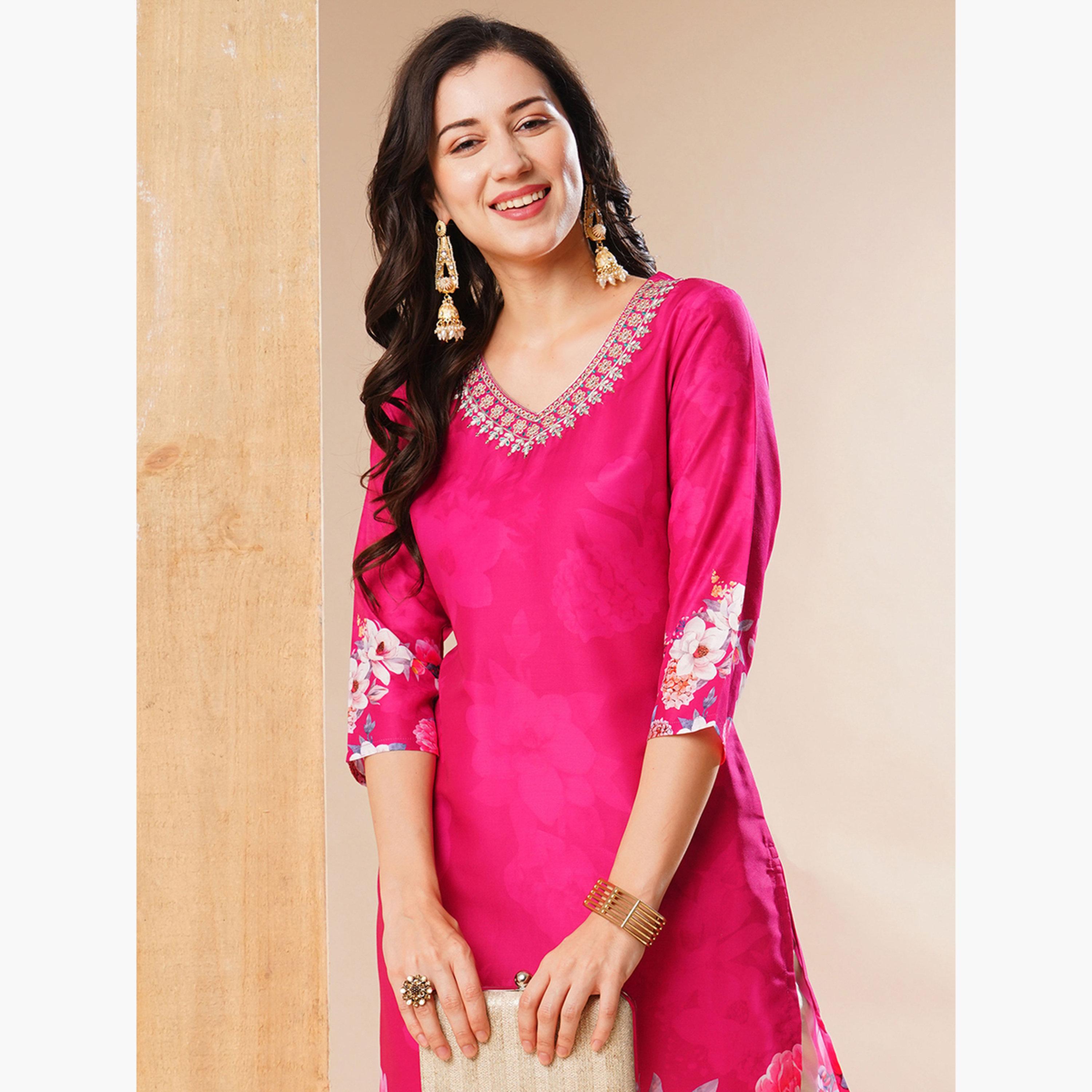 Globus X Styli Floral Print V Neck Straight Kurta-women-clothing-ethnicwear-kurtas-image-4