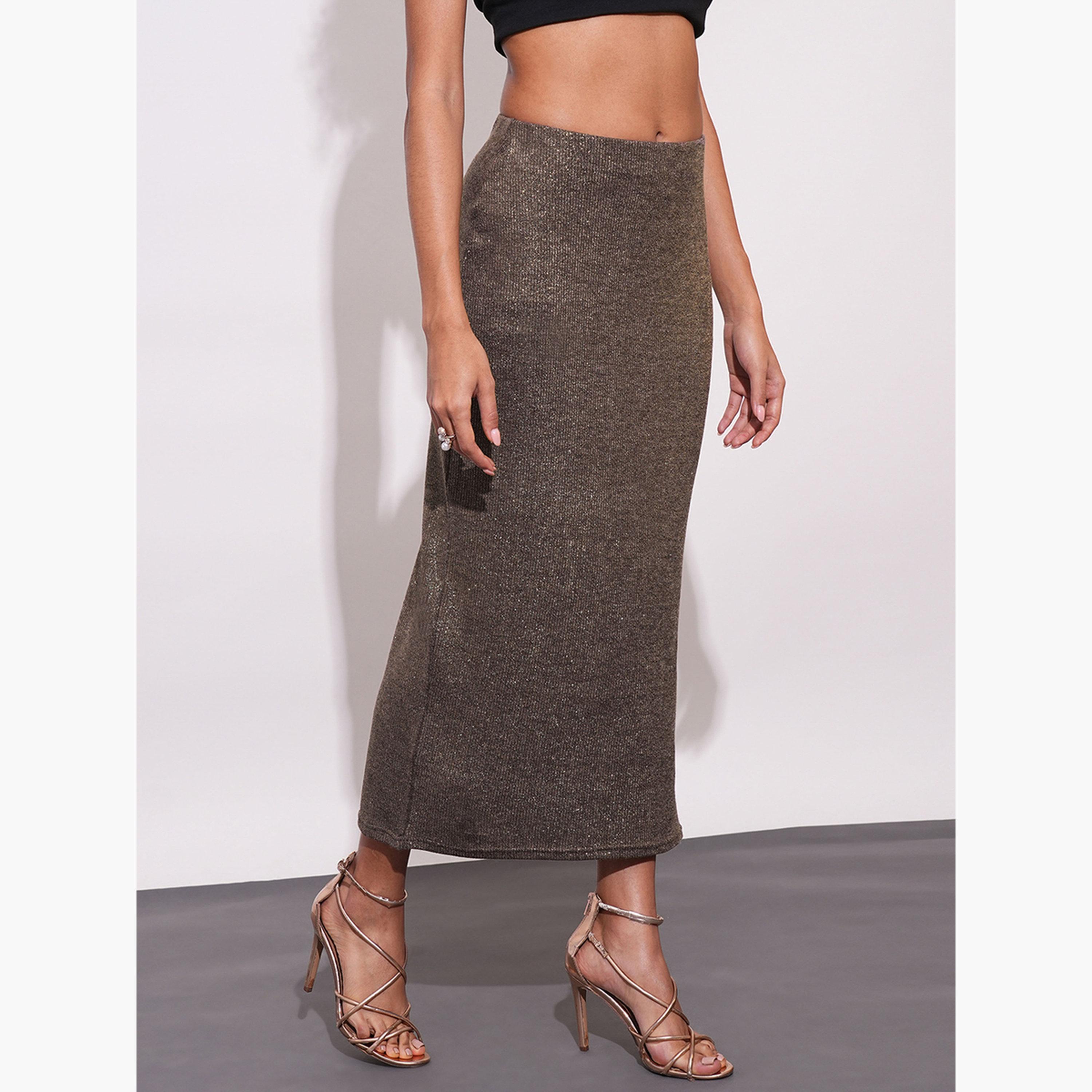 غلوبوص × ستايلي - تنورة ماكسي قلم رصاص قابلة للتمدد بفتحة جانبية باللون الذهبي-women-clothing-bottoms-skirts-image-5