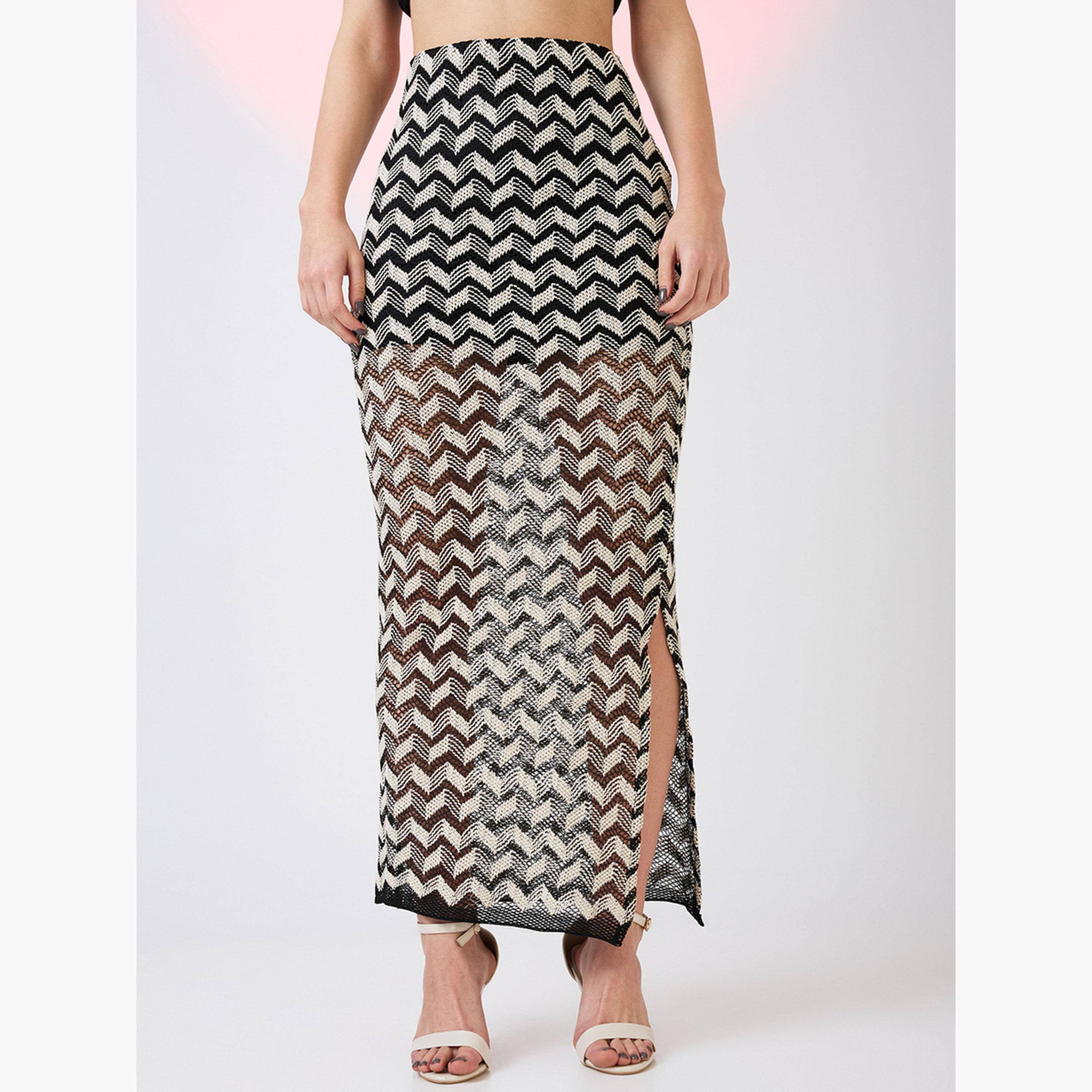 غلوبوص × ستايلي - تنورة ماكسي كروشيه بنمط شيفرون باللونين الأبيض والأسود-women-clothing-bottoms-skirts-image-1