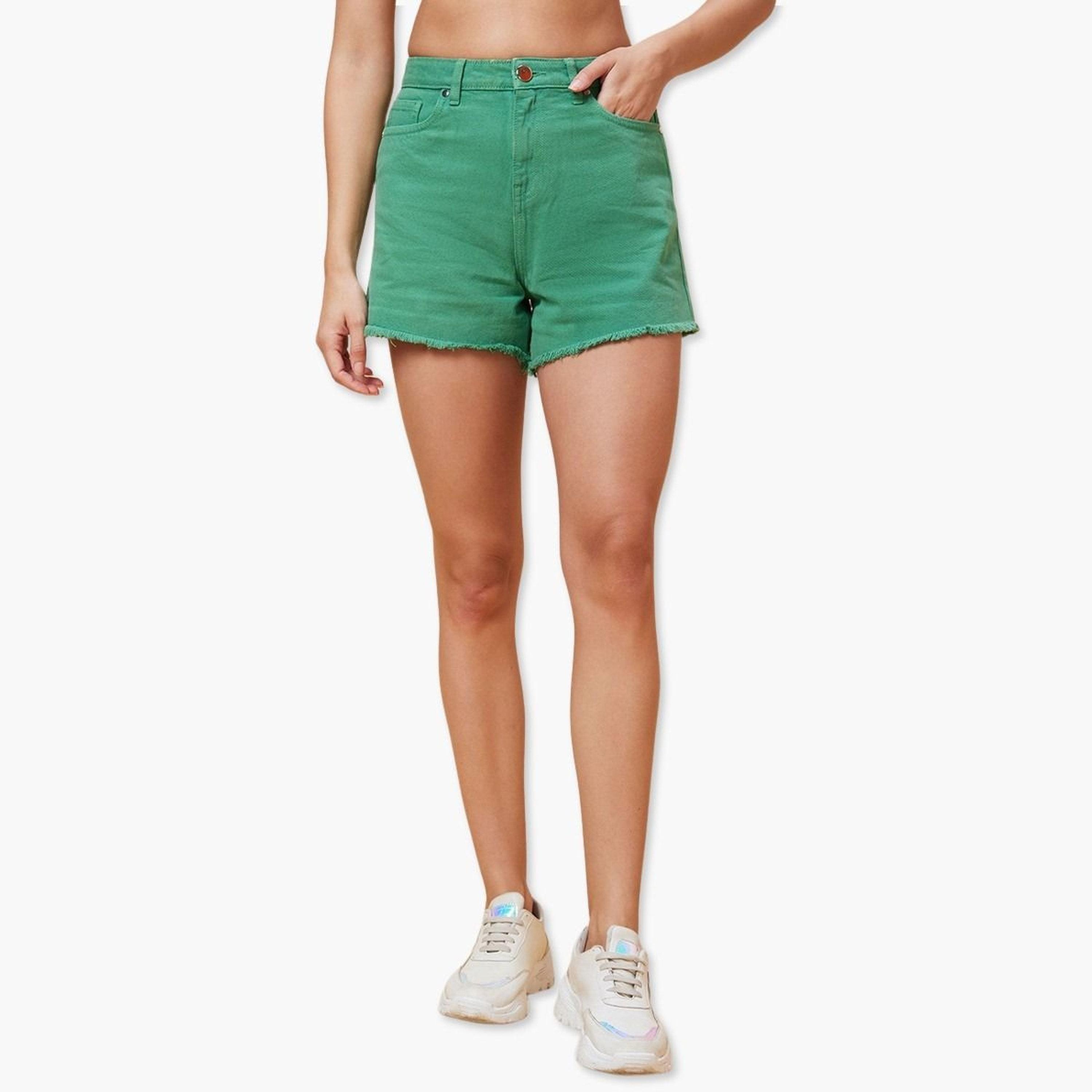 غلوبوص × ستايلي - شورت جينز أخضر تصميم واسع-women-clothing-bottoms-shorts-image-1