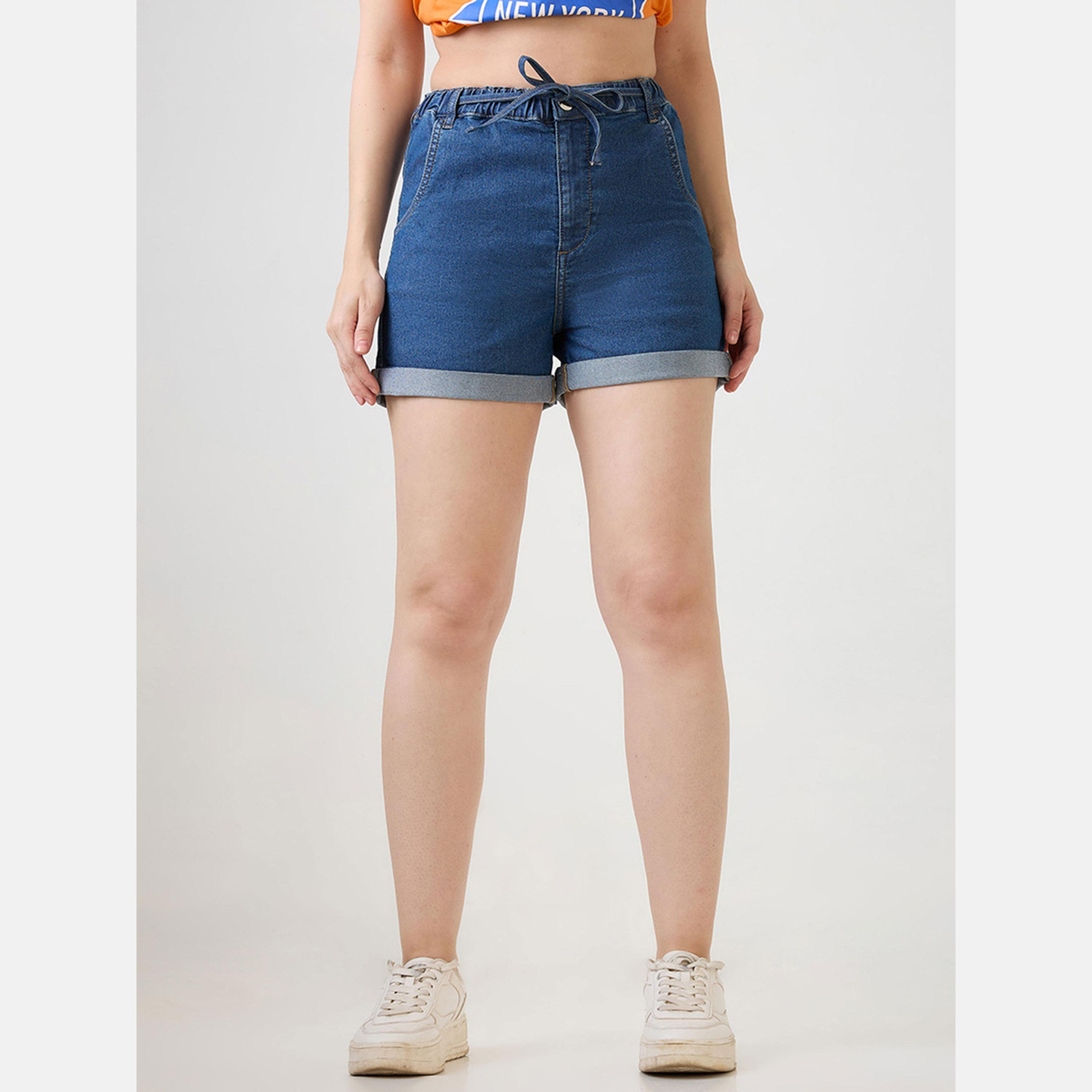 غلوبوص × ستايلي - شورت جينز نسائي أزرق برباط-women-clothing-bottoms-shorts-image-1