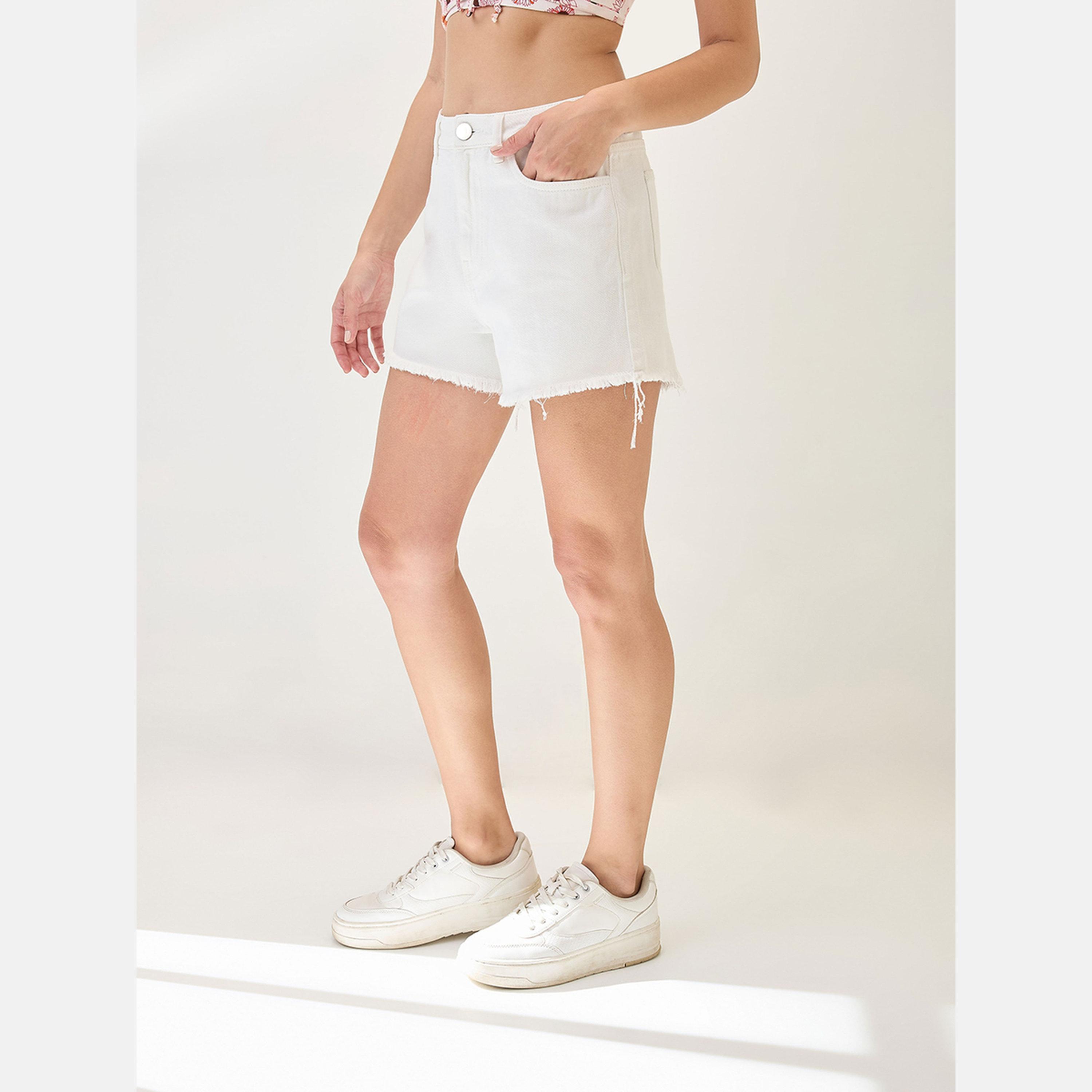Globus X Styli White Fringed Hem Denim Shorts-women-clothing-bottoms-shorts-image-4