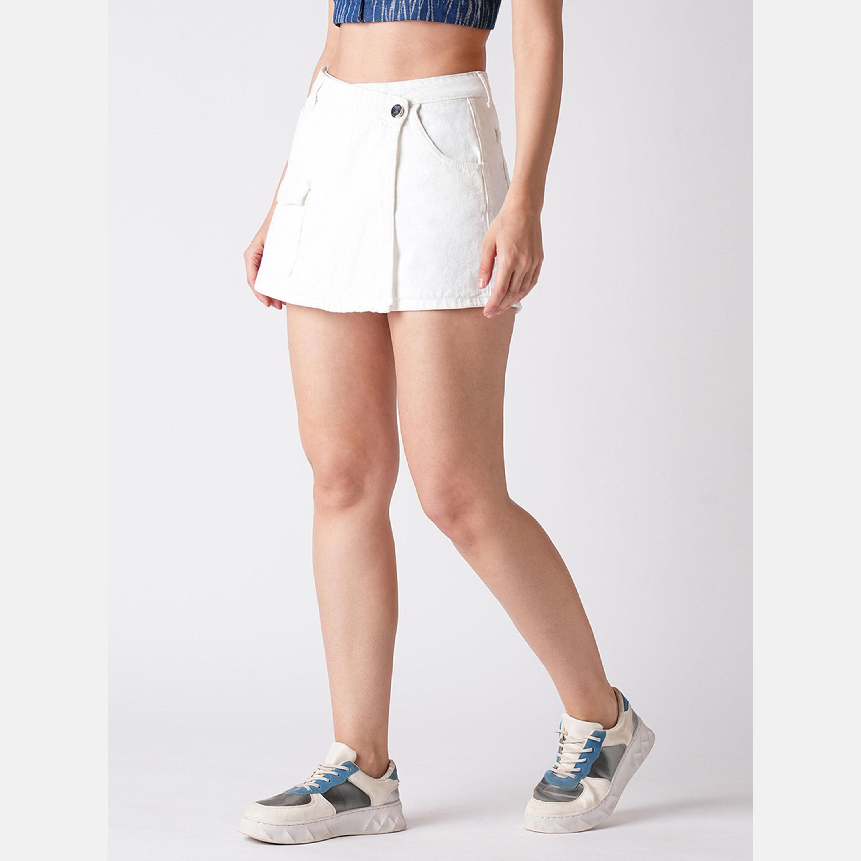 غلوبوص × ستايلي - تنورة جينز بيضاء مع جيب-women-clothing-bottoms-shorts-image-5