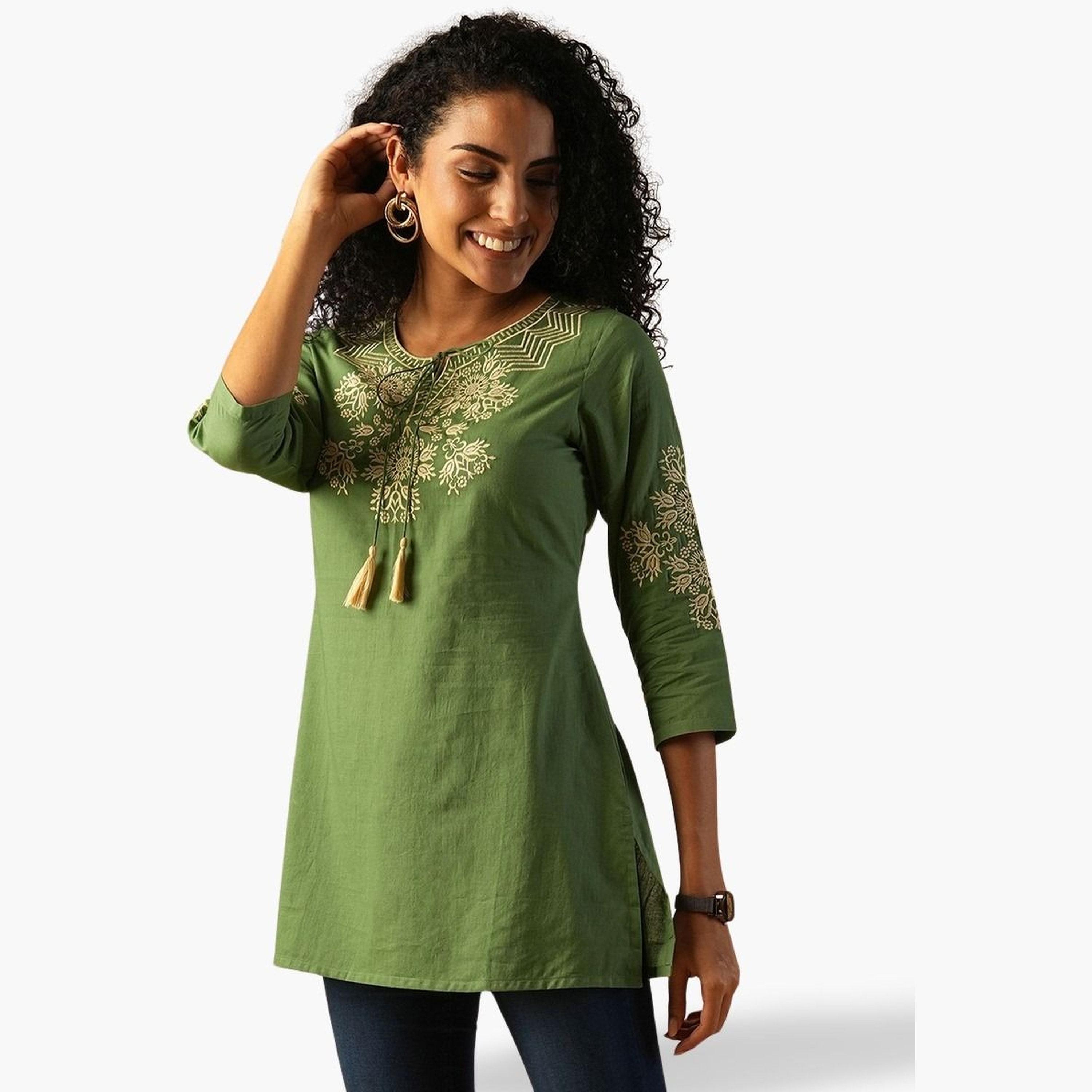 غلوبوص × ستايلي - تونيك عمل مطرز برباط حول الرقبة-women-clothing-shirtsandblouses-blouses-image-1