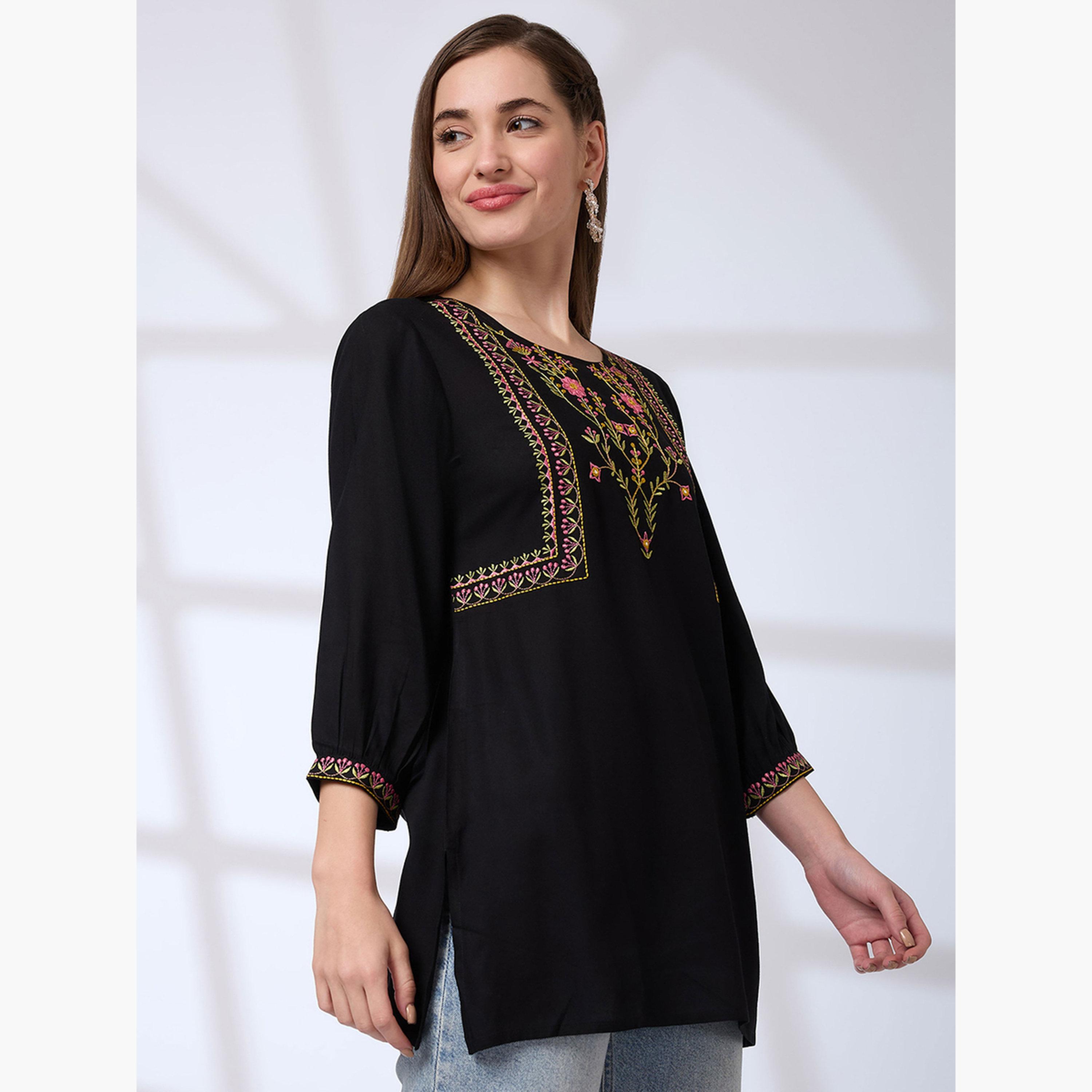 Globus X Styli Floral Embroidered Yoke Fusion Tunic-women-clothing-shirtsandblouses-blouses-image-4