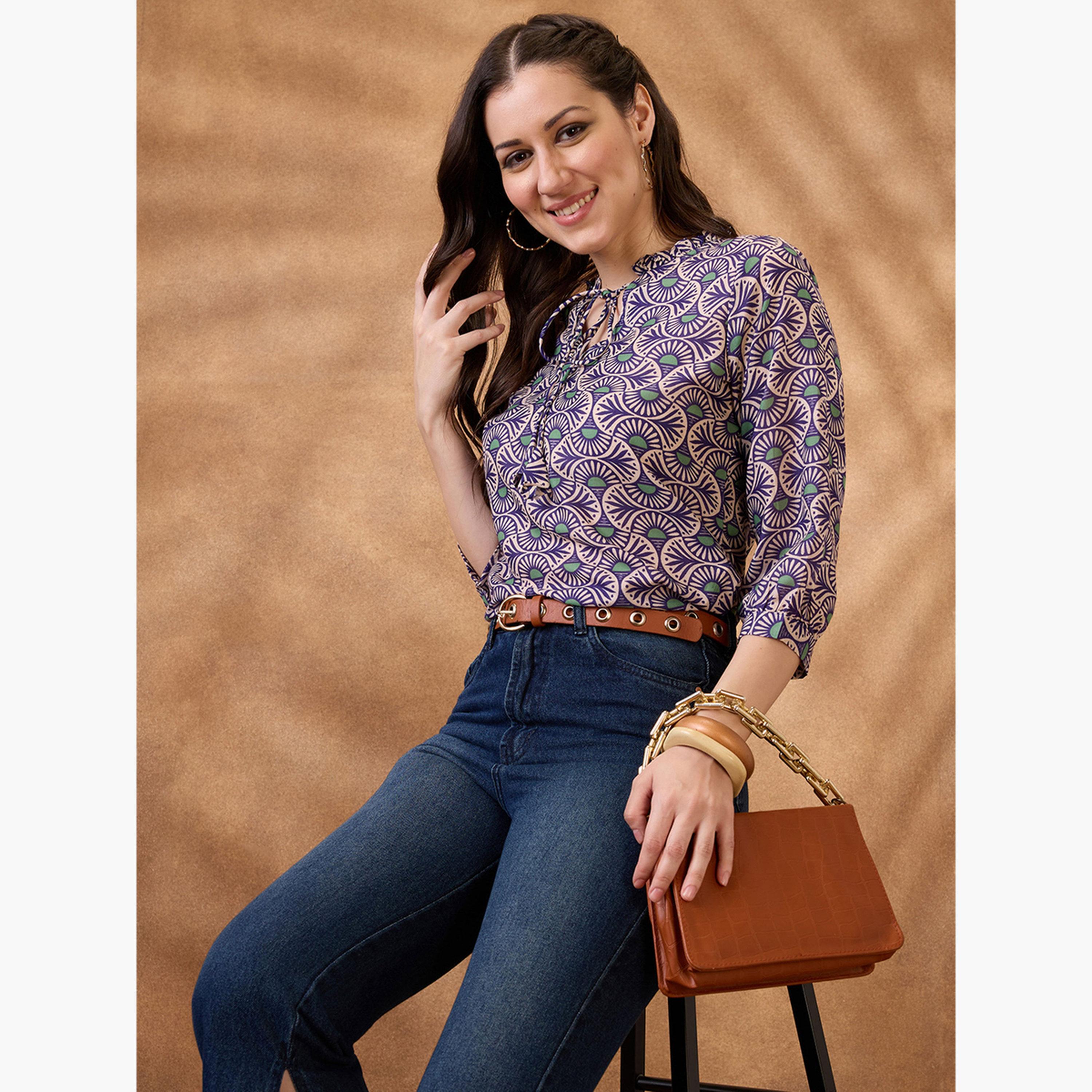 غلوبوص × ستايلي - تونيك بطبعة عرقية مع رباط للرقبة-women-clothing-shirtsandblouses-blouses-image-4