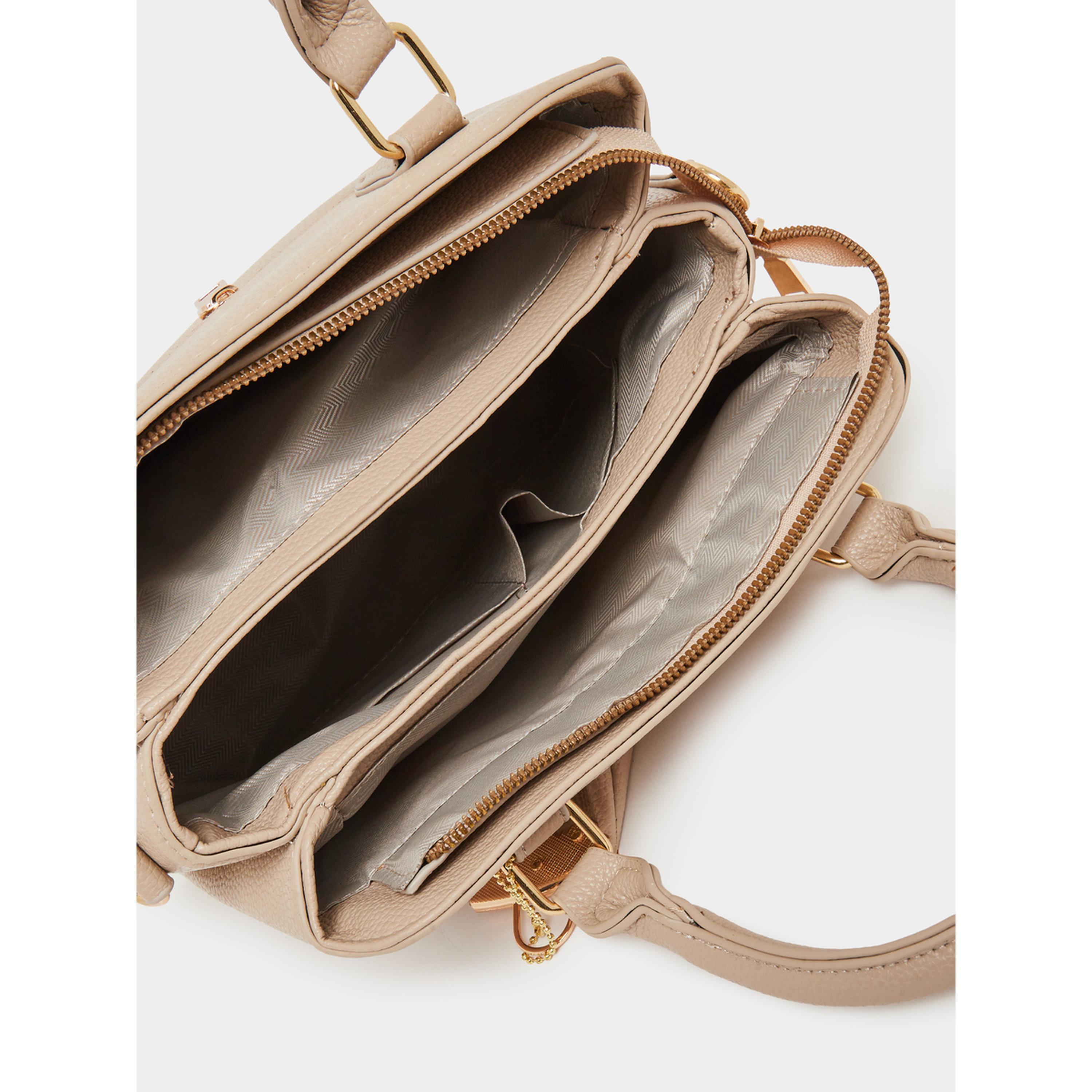 شنطة توت بتصميم متماسك وتفاصيل حلية-women-bagsandwallets-handbags-image-4