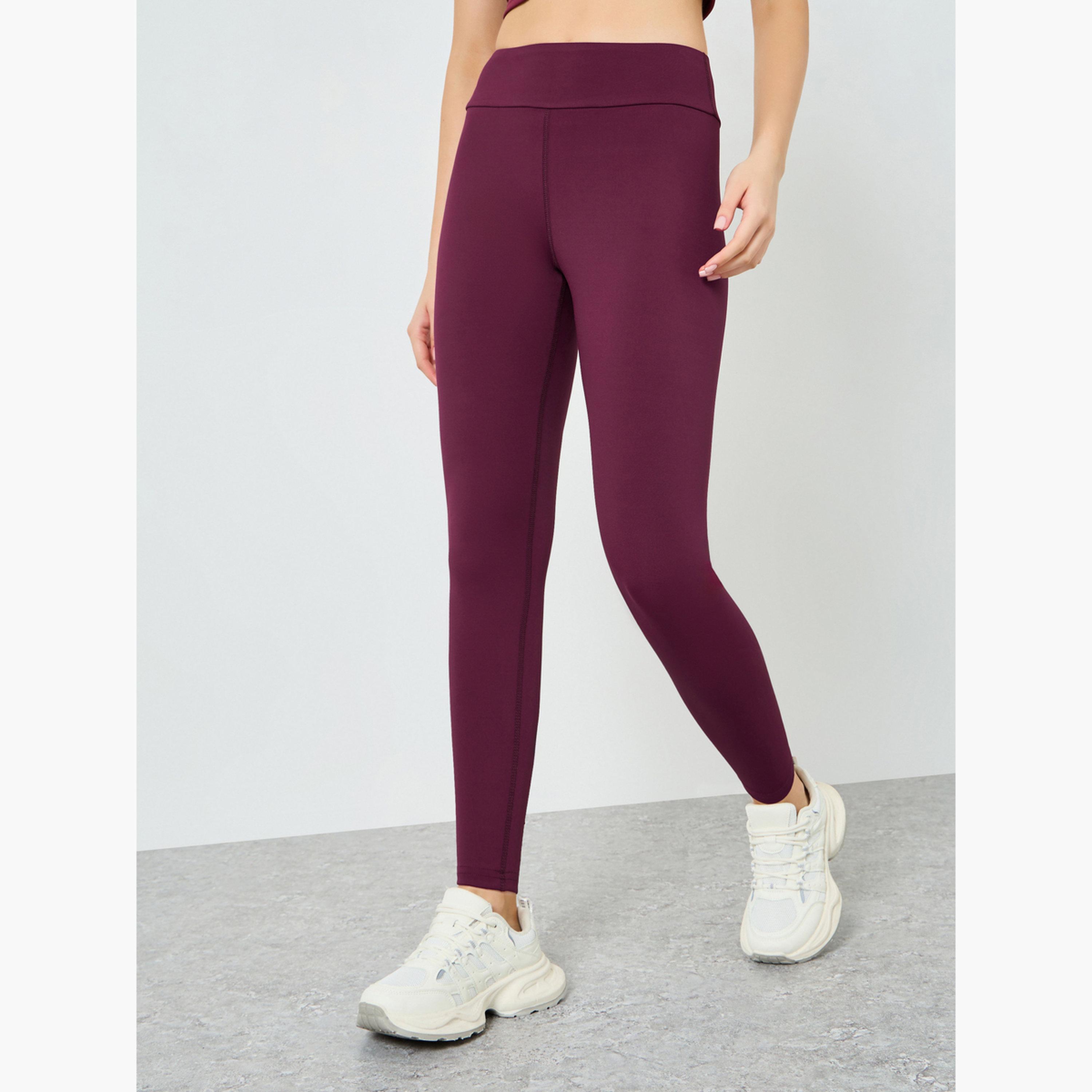 Styli Pack of 3 - Low Back Sports Bra and Zip-Up Jacket with Leggings-women-clothing-sportswearandactivewear-trackpantsandtracksuits-image-5