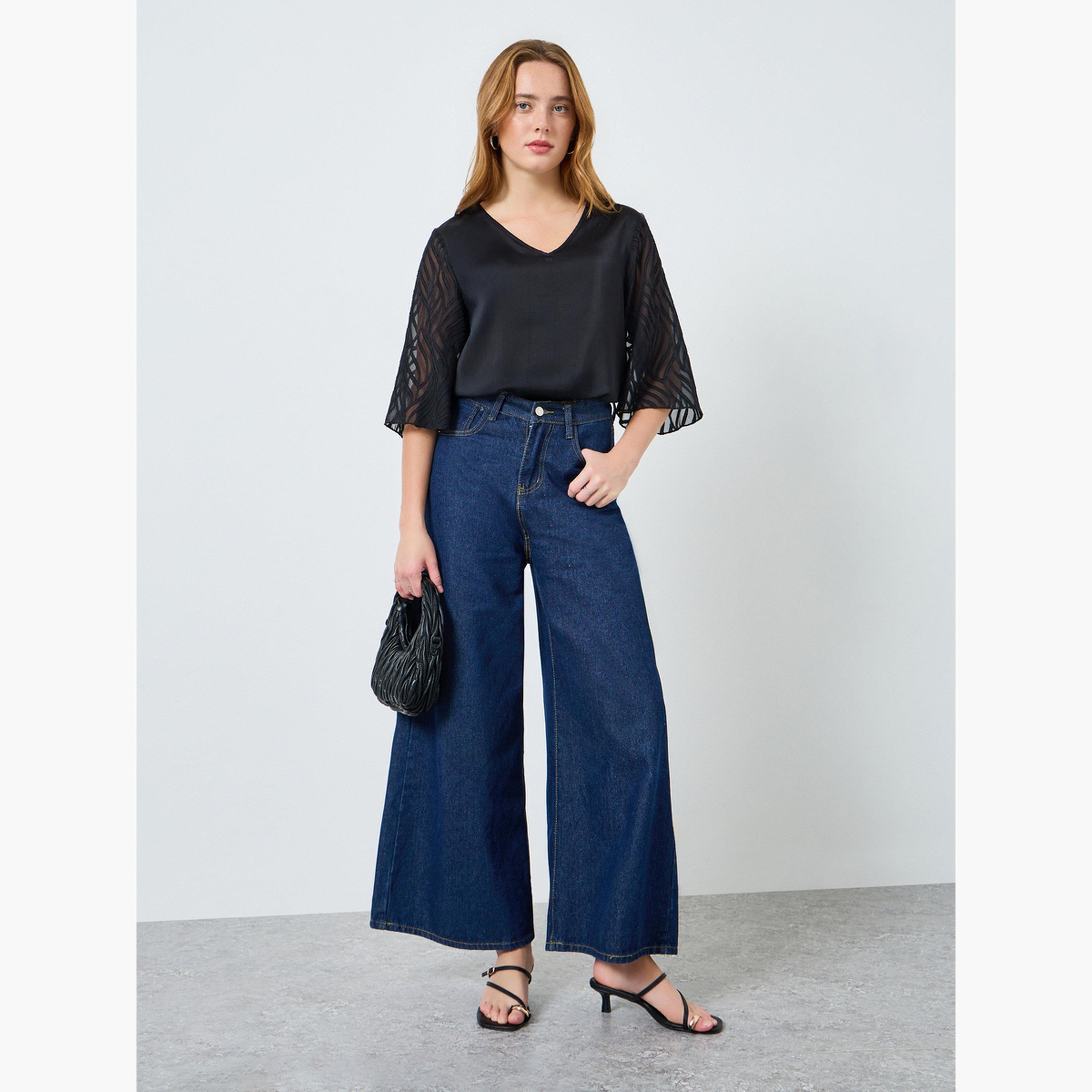 بلوزة بأكمام على شكل فراشة بتفاصيل بارزة الملمس-women-clothing-shirtsandblouses-blouses-image-2