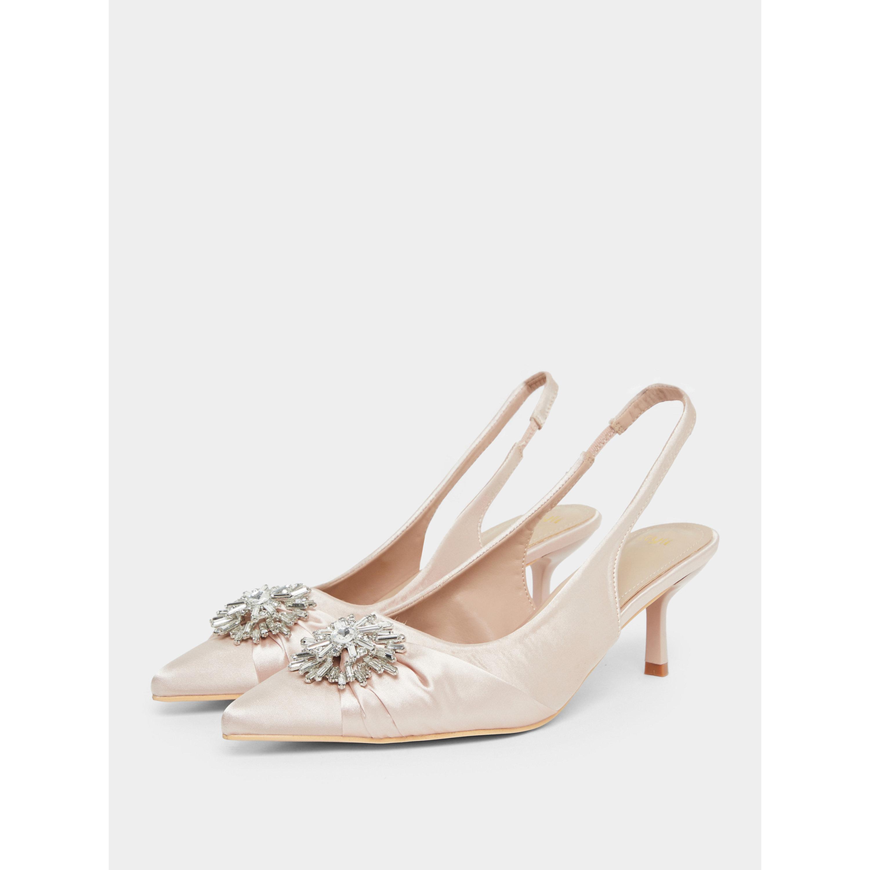 حذاء كعب منخفض بحزام خلفي ومزينة-women-shoes-heels-image-1