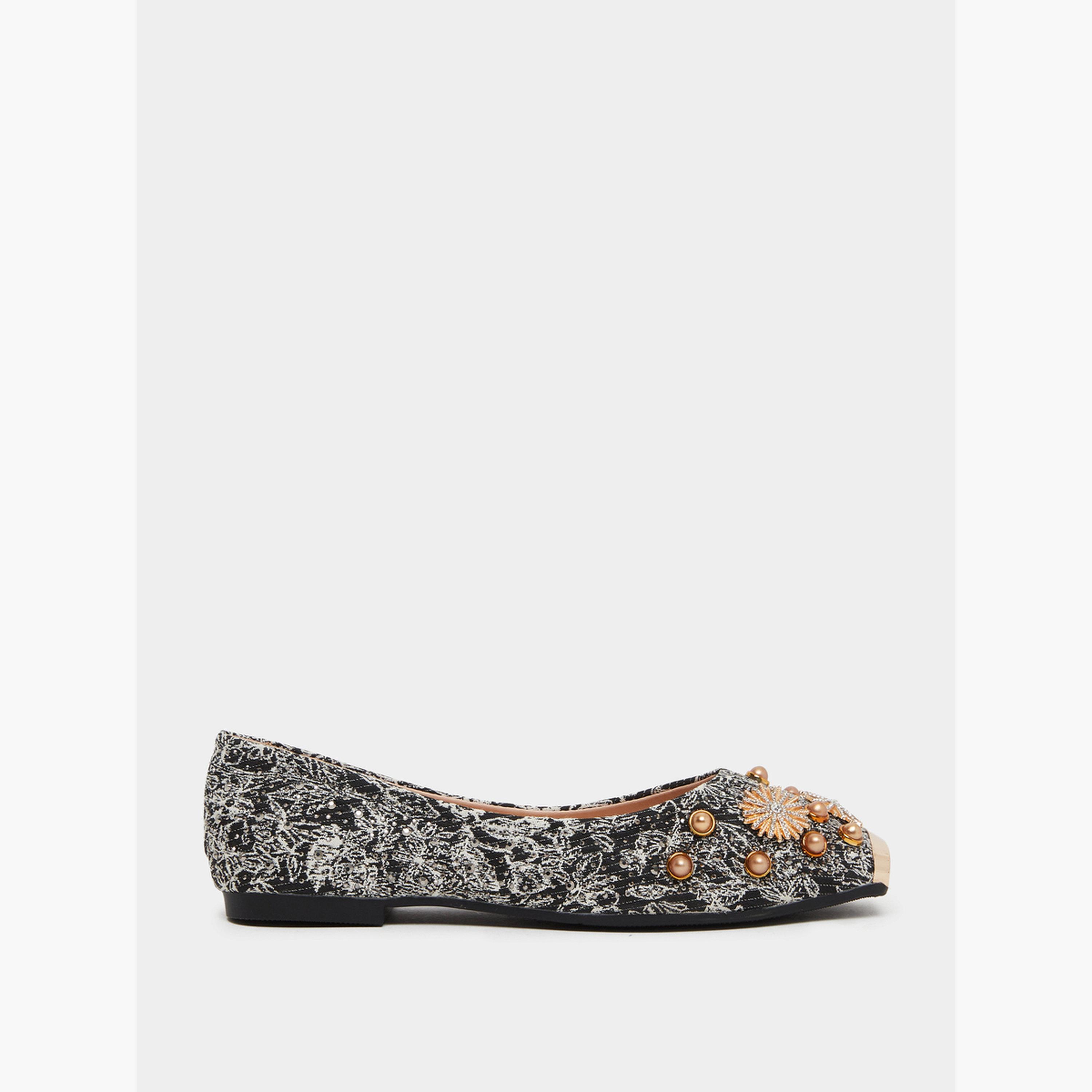 حذاء باليرينا نسائي أسود مزين-women-shoes-flats-ballerinas-image-2