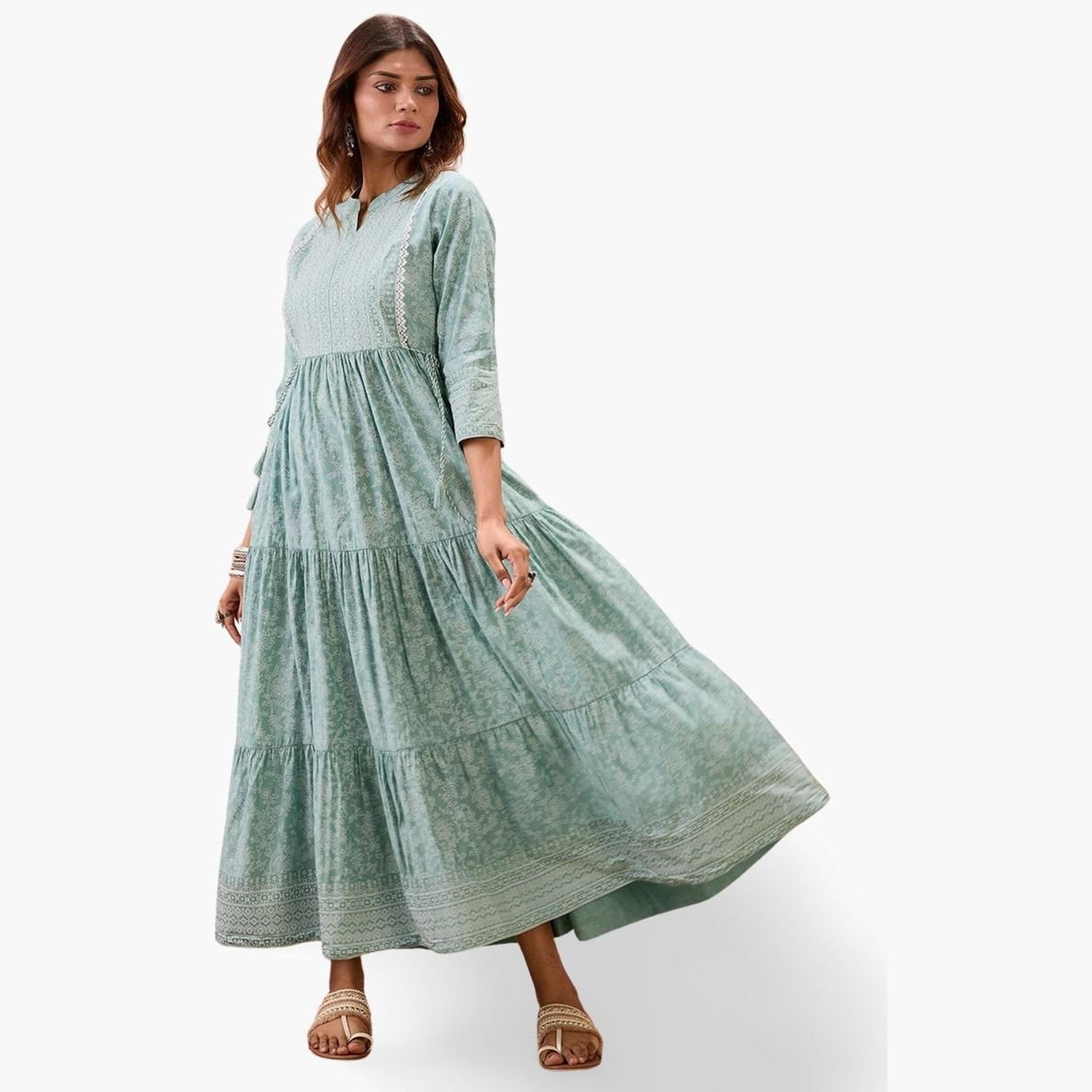 غلوبوص × ستايلي - فستان ماكسي متعدد الطبقات بطبعة زهور خضراء-women-clothing-ethnicwear-dresses-image-1