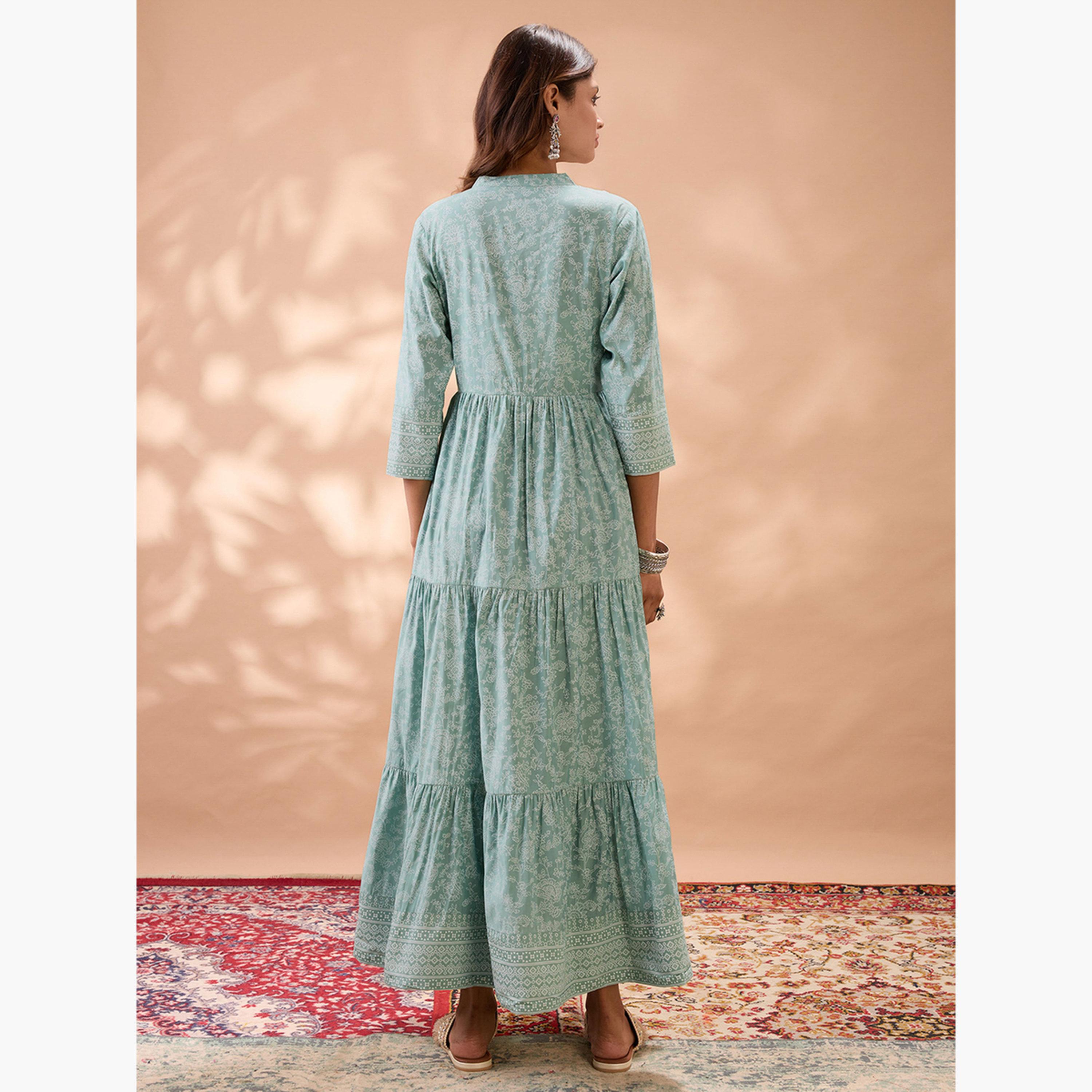 غلوبوص × ستايلي - فستان ماكسي متعدد الطبقات بطبعة زهور خضراء-women-clothing-ethnicwear-dresses-image-3