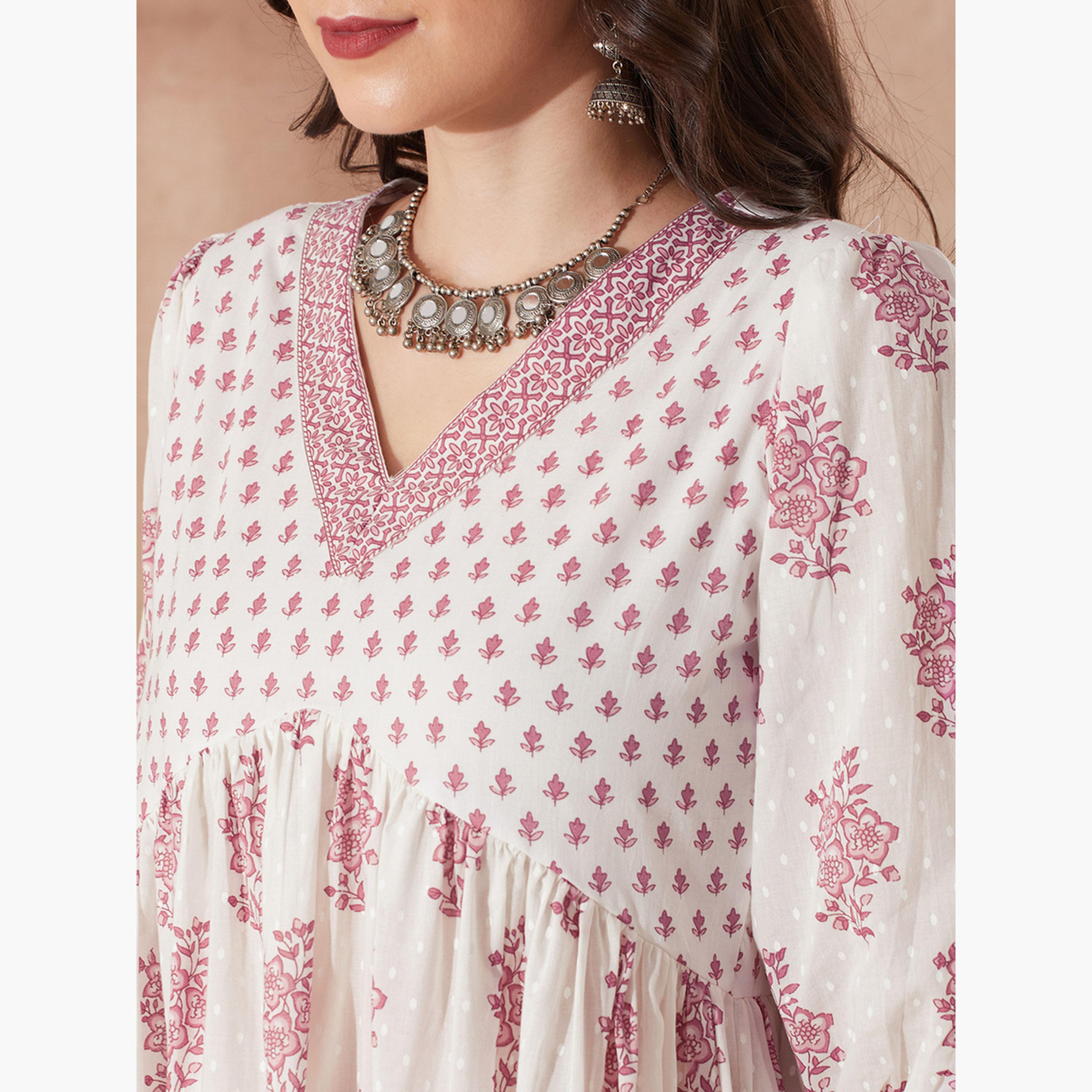 غلوبوص × ستايلي - فستان مورّد مع حاشية واسعة-women-clothing-ethnicwear-dresses-image-4