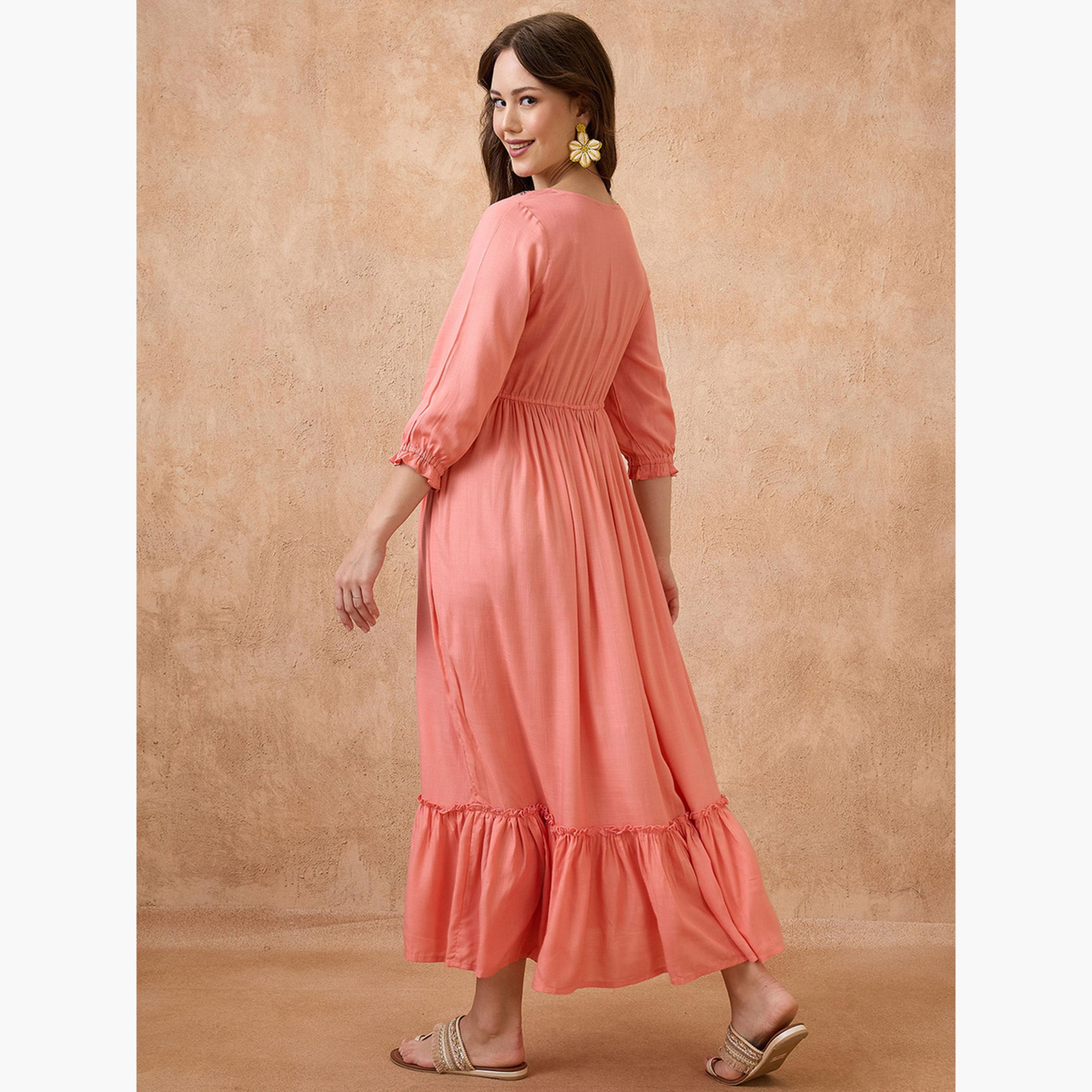 غلوبوص × ستايلي - فستان ماكسي فيوجن بقصّة واسعة ومطرّز بالزهور-women-clothing-ethnicwear-dresses-image-3