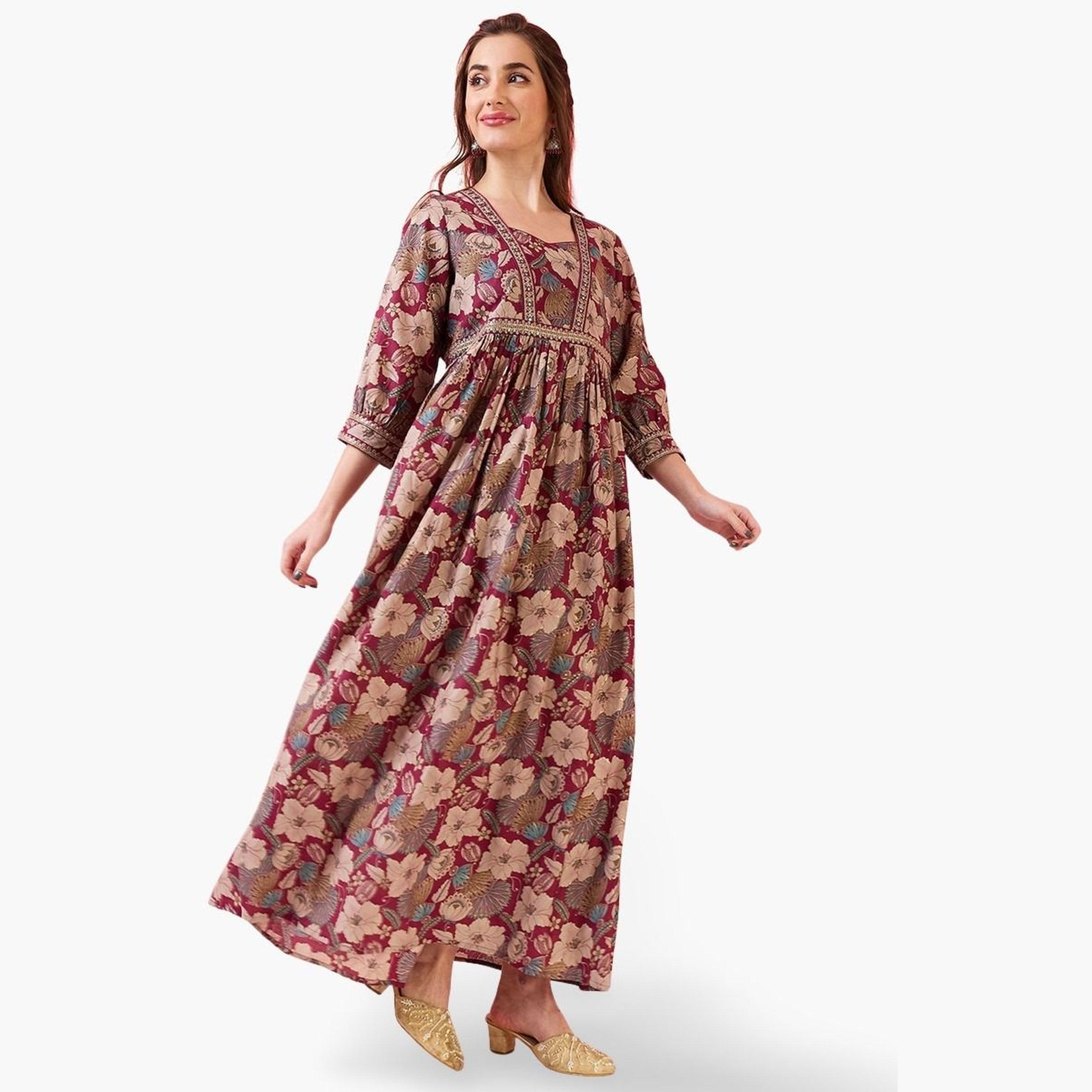غلوبوص × ستايلي - فستان ماكسي مطبوع عليه زهور برقائق ذهبية-women-clothing-ethnicwear-dresses-image-1