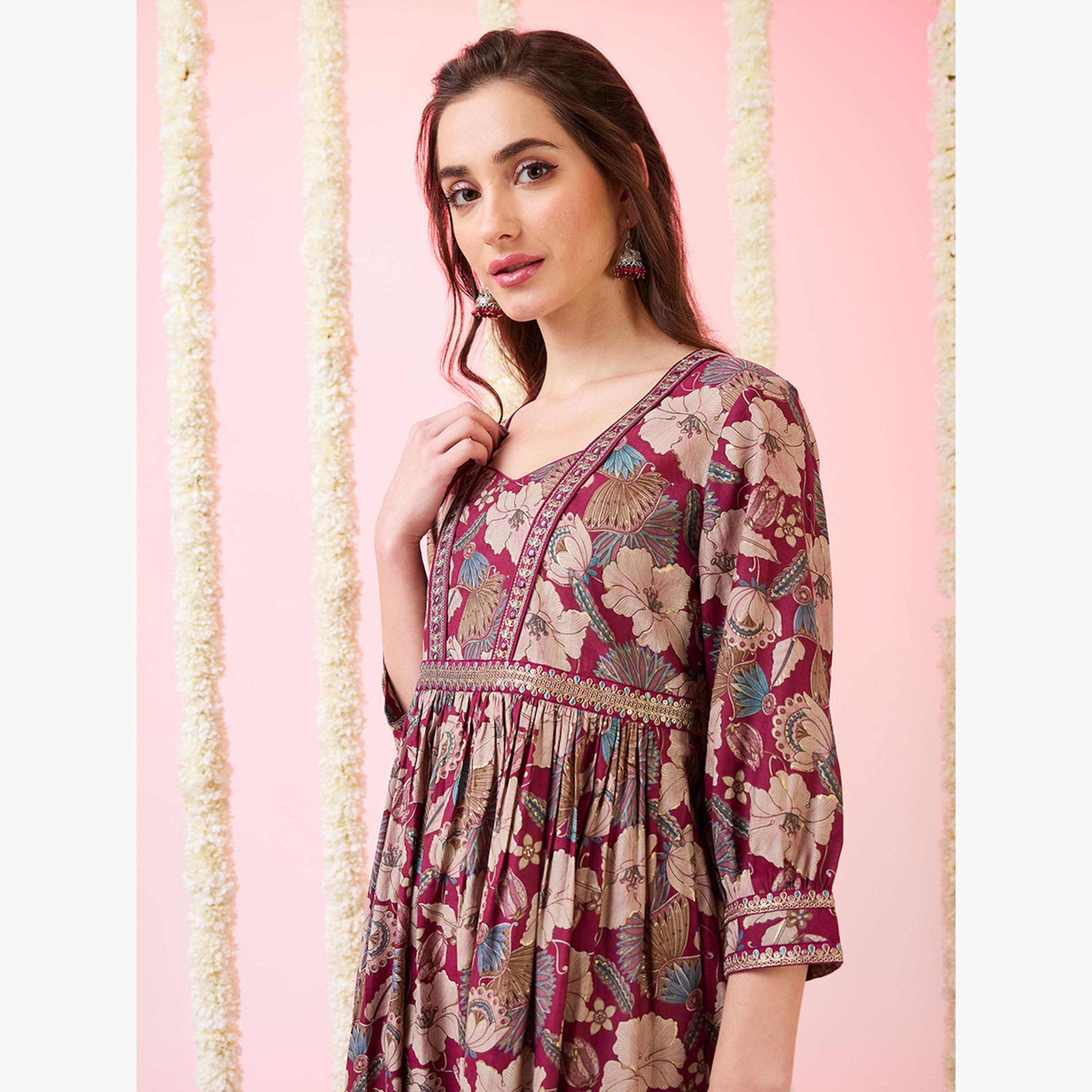 غلوبوص × ستايلي - فستان ماكسي مطبوع عليه زهور برقائق ذهبية-women-clothing-ethnicwear-dresses-image-5