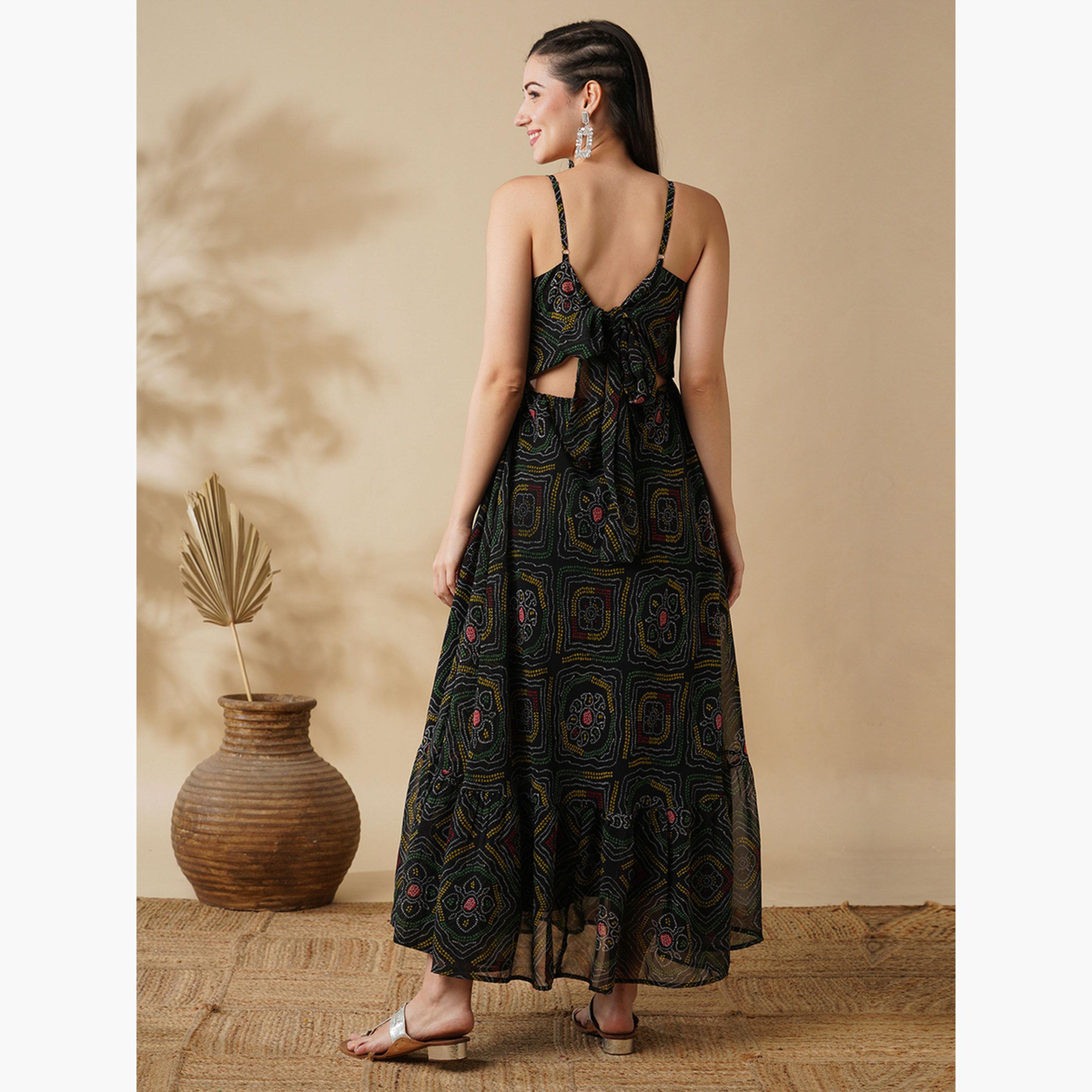 غلوبوص × ستايلي - فستان ماكسي بطباعة باندهاني على الكتف-women-clothing-ethnicwear-dresses-image-3