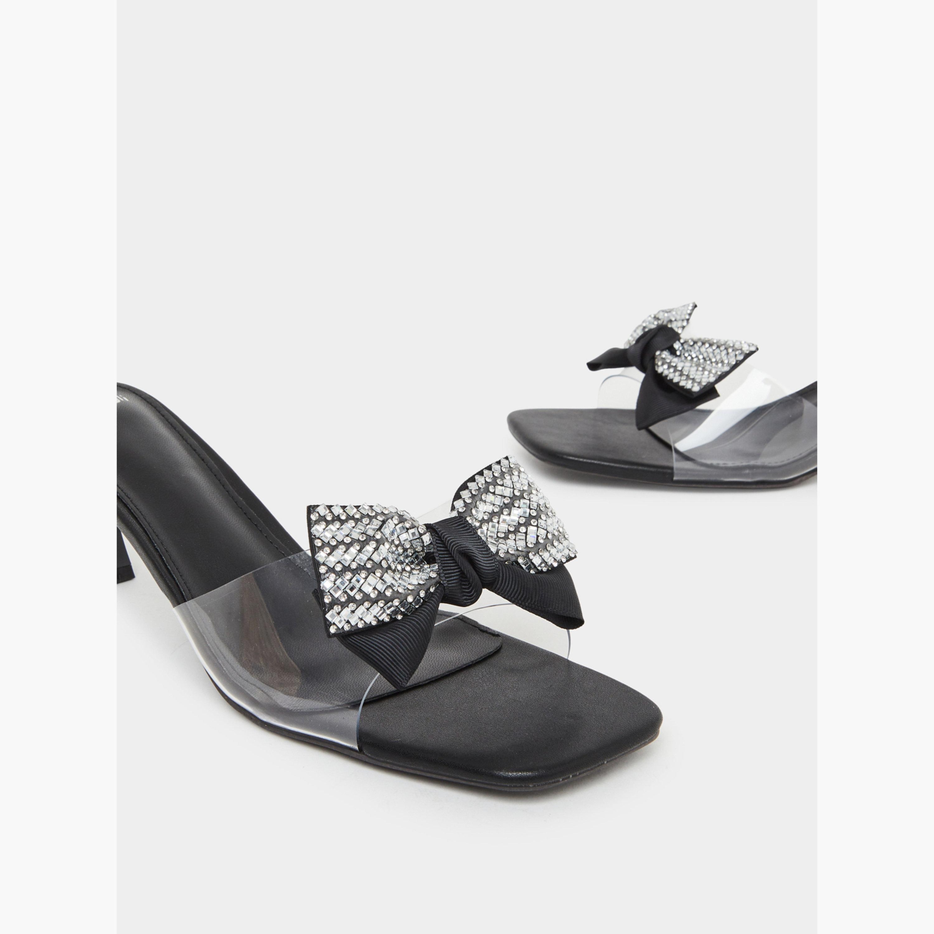 صندل بكعب صغير وتفاصيل فيونكة-women-shoes-heels-image-3
