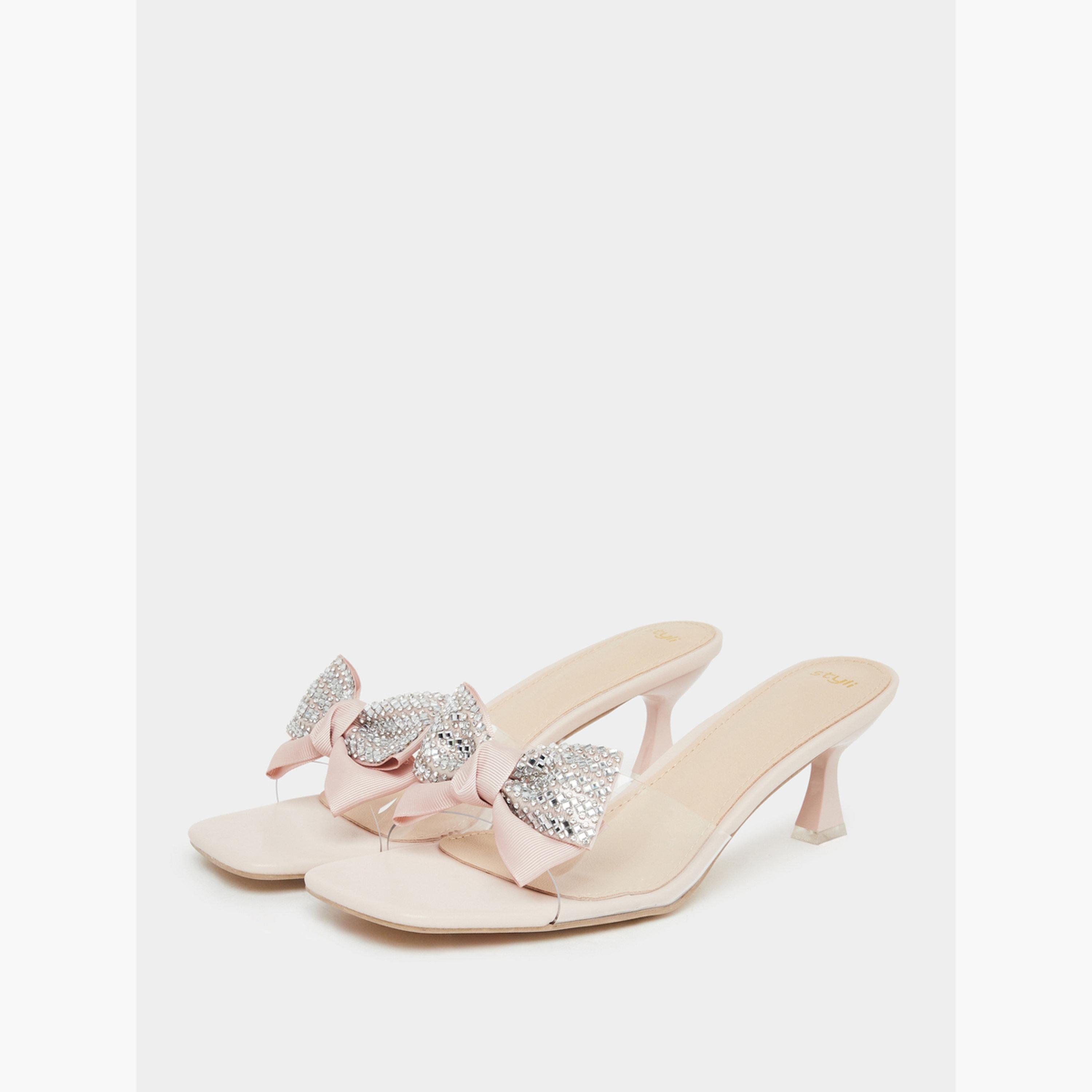 صندل بكعب صغير وتفاصيل فيونكة-women-shoes-heels-image-1