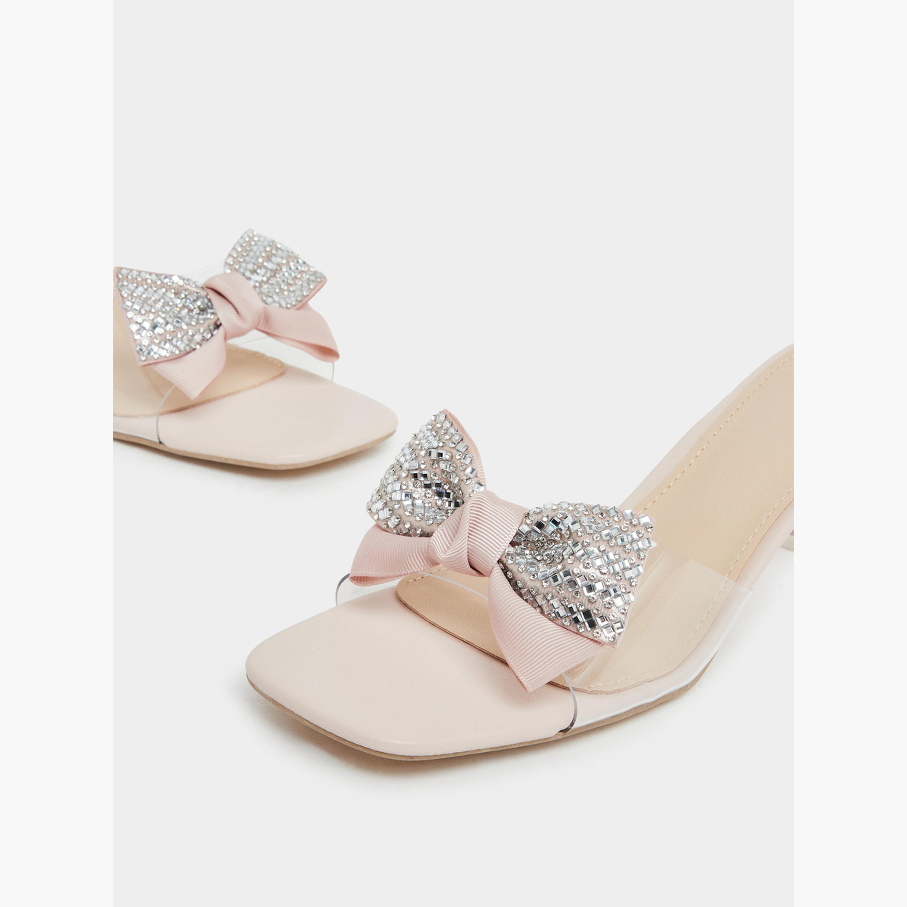 صندل بكعب صغير وتفاصيل فيونكة-women-shoes-heels-image-3