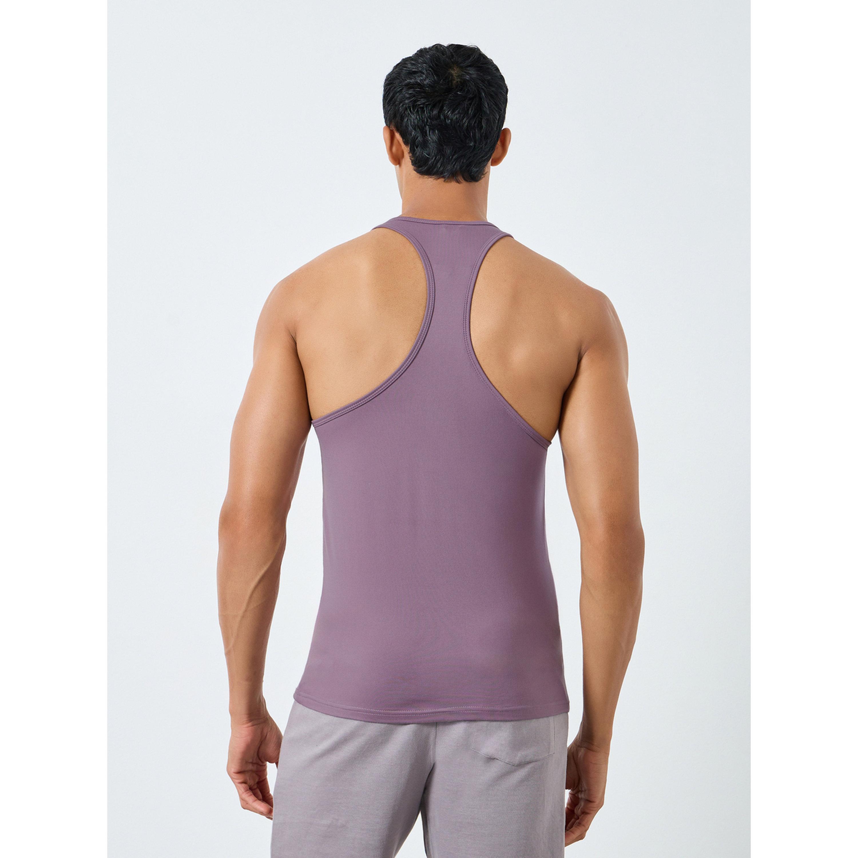 تيشيرت كت رياضي بطبعة جرافيك-men-clothing-sportswearandactivewear-tshirtsandpolos-image-3