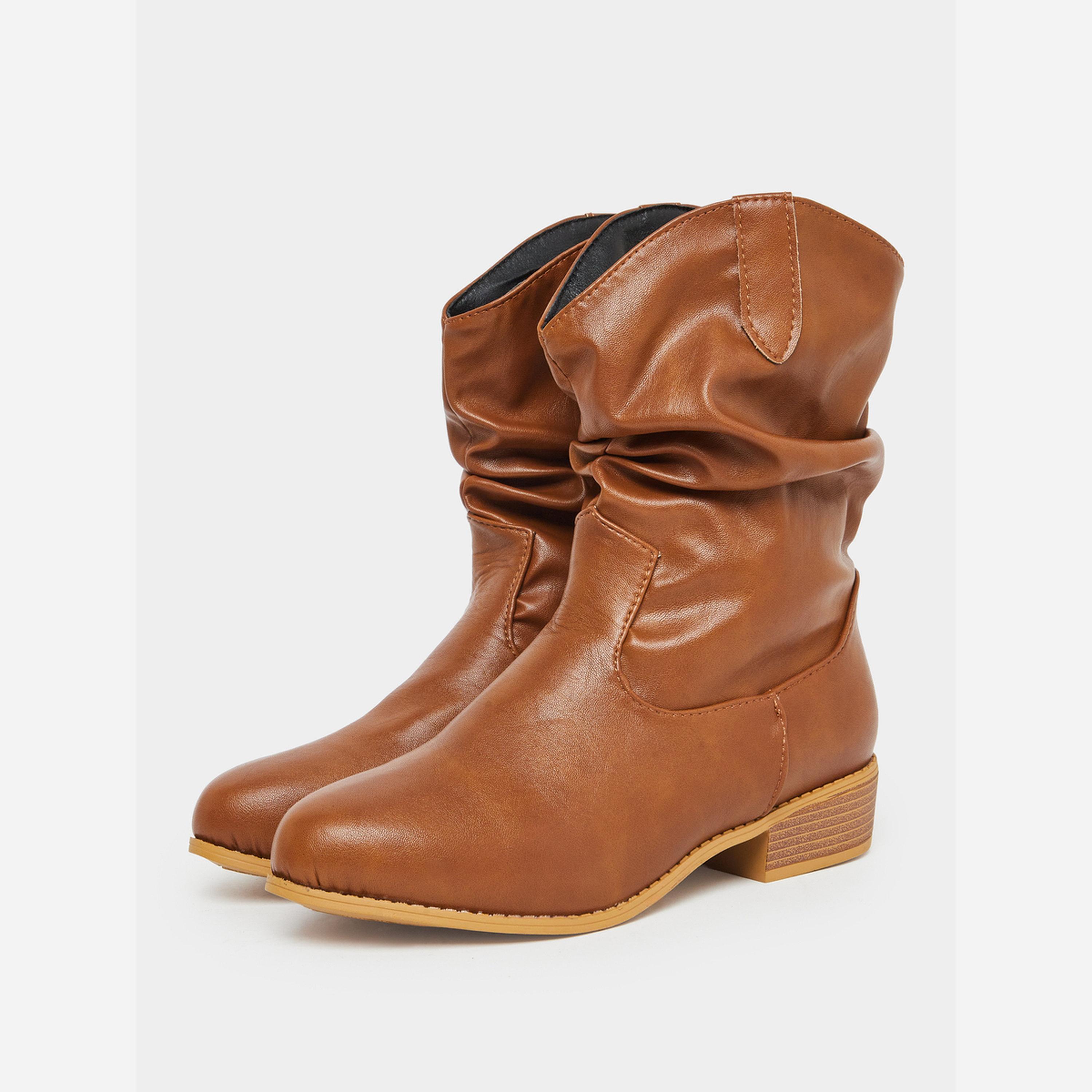 تيك تو - حذاء نسائي لون بني رقبة منخفضة-women-shoes-boots-image-1