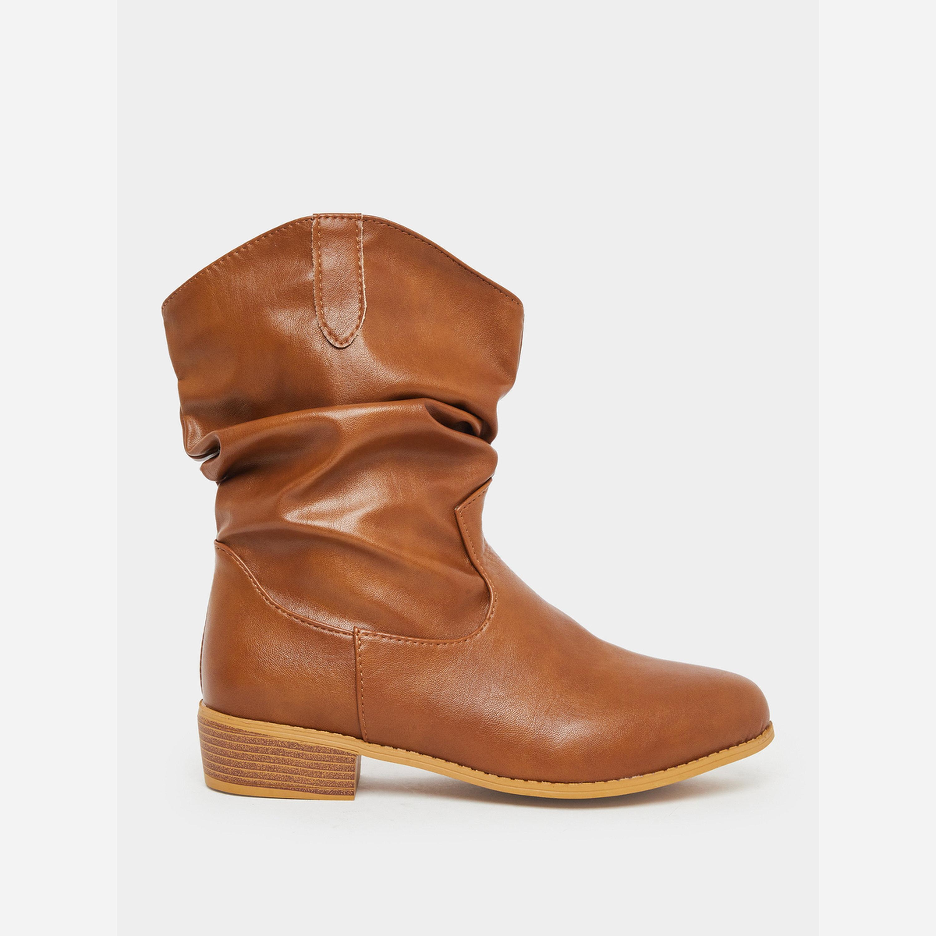 تيك تو - حذاء نسائي لون بني رقبة منخفضة-women-shoes-boots-image-2