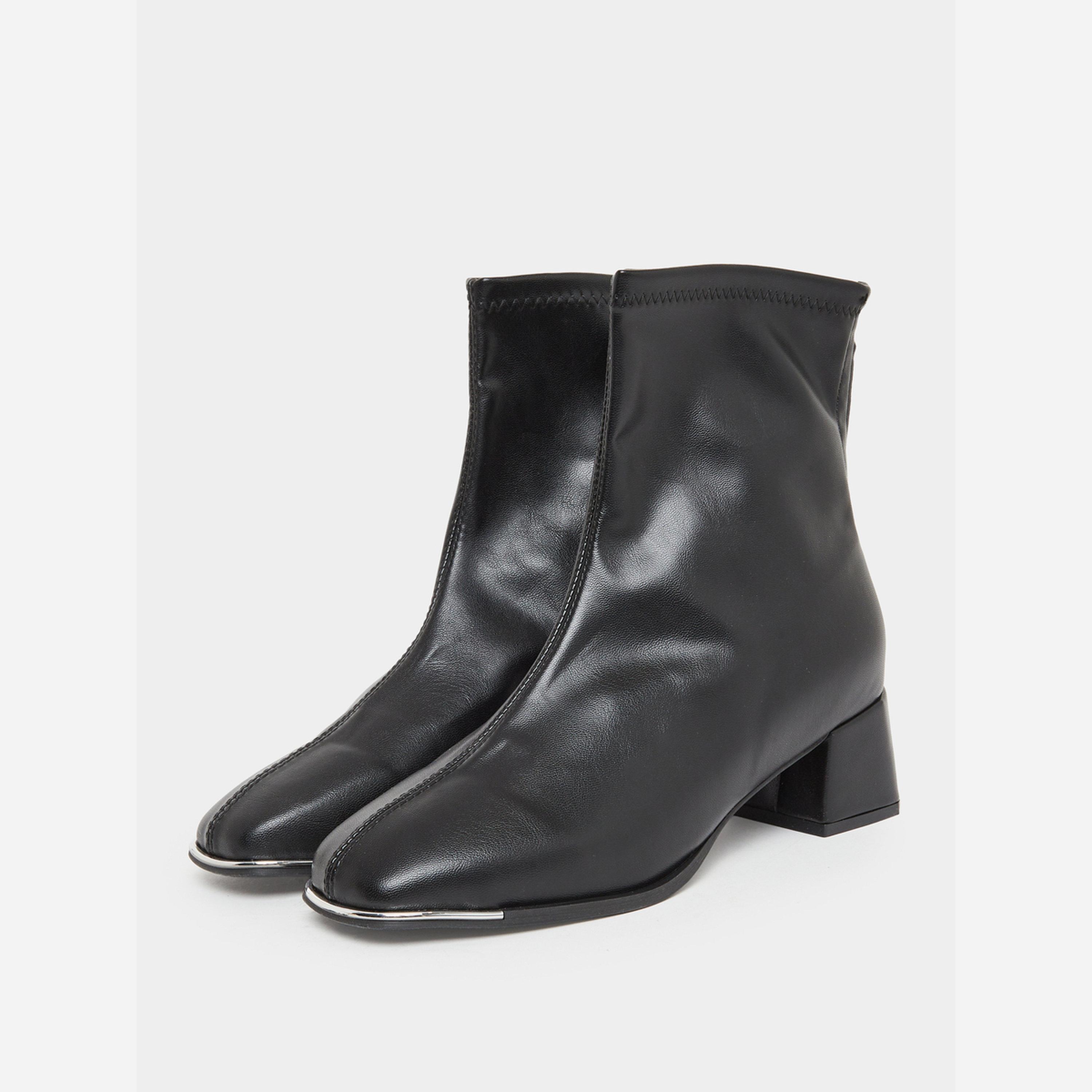 تيك تو - حذاء نسائي لون أسود بكعب مدبب-women-shoes-boots-image-1