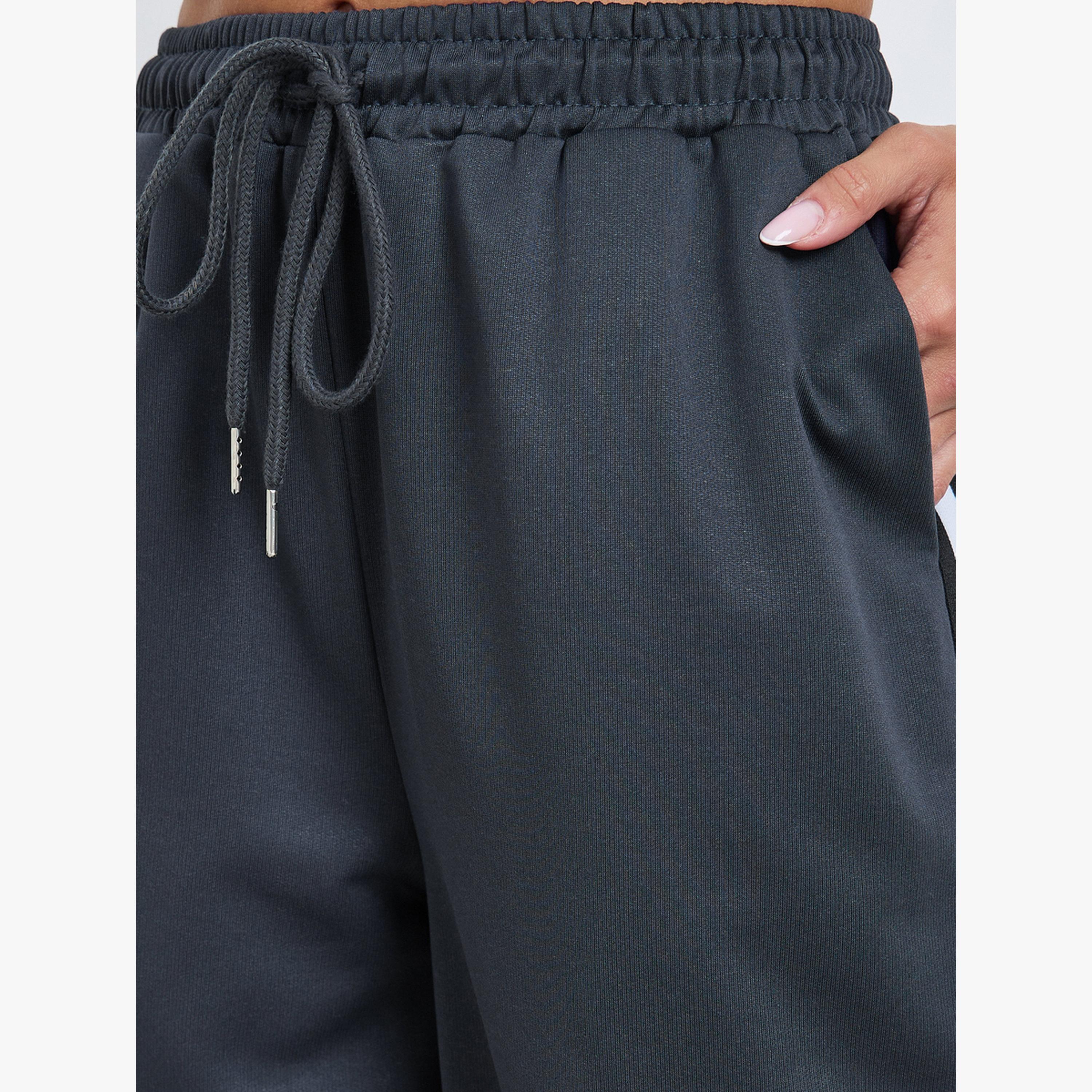Styli Women Grey Wide Leg Joggers with Side Stripe-women-clothing-bottoms-joggers-image-4