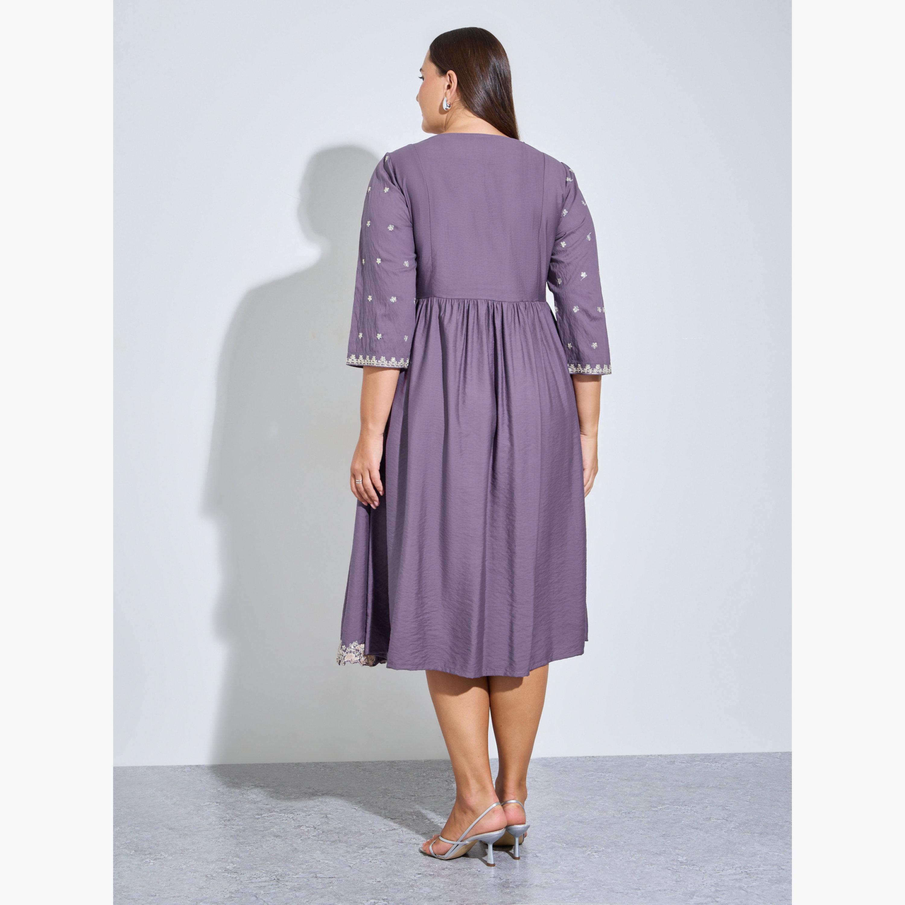 Styli Plus Size Purple Embroidered A-Line Midi Dress-women-clothing-dresses-image-4