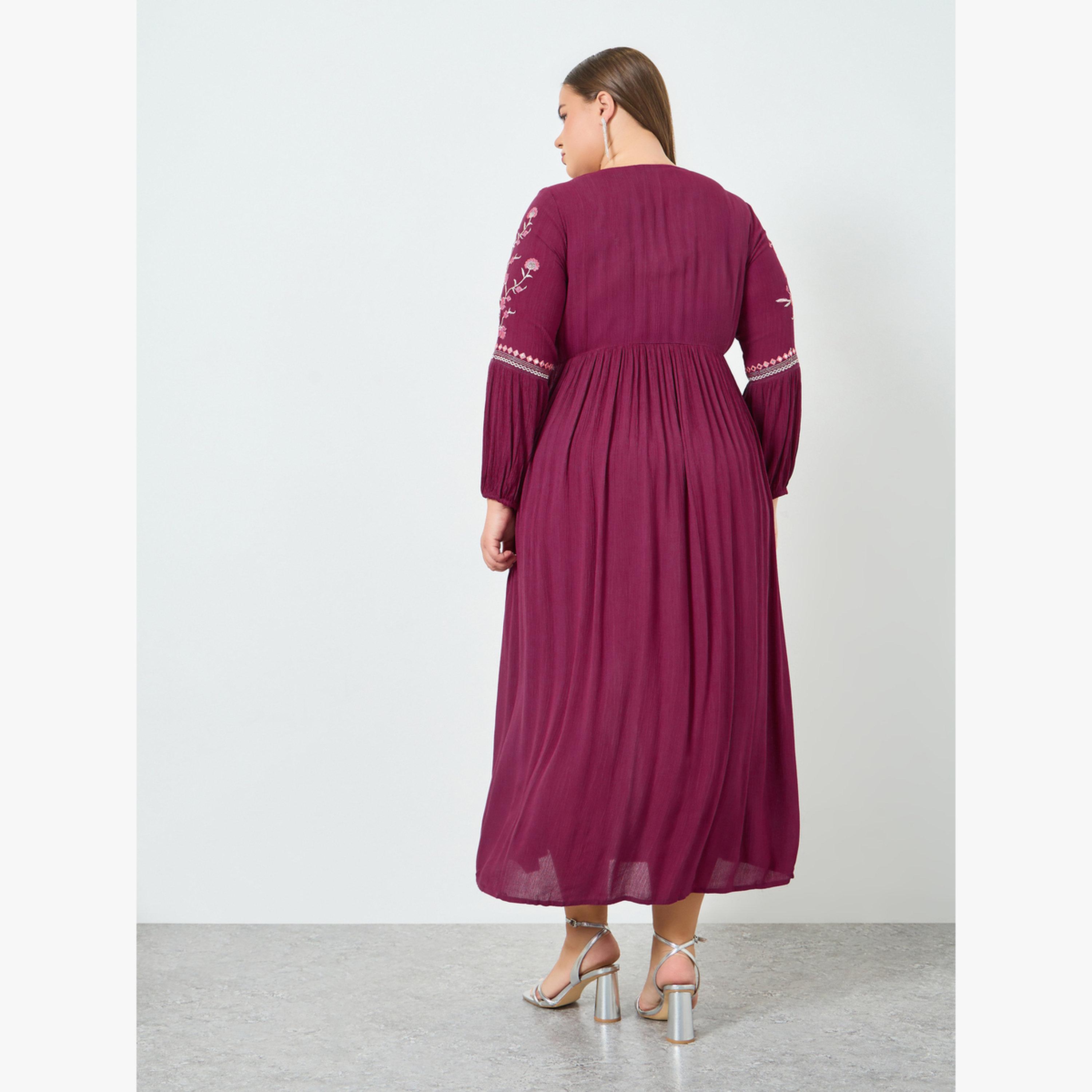 Styli Plus Size Embroidered Long Sleeves Maxi Dress-women-clothing-dresses-image-4