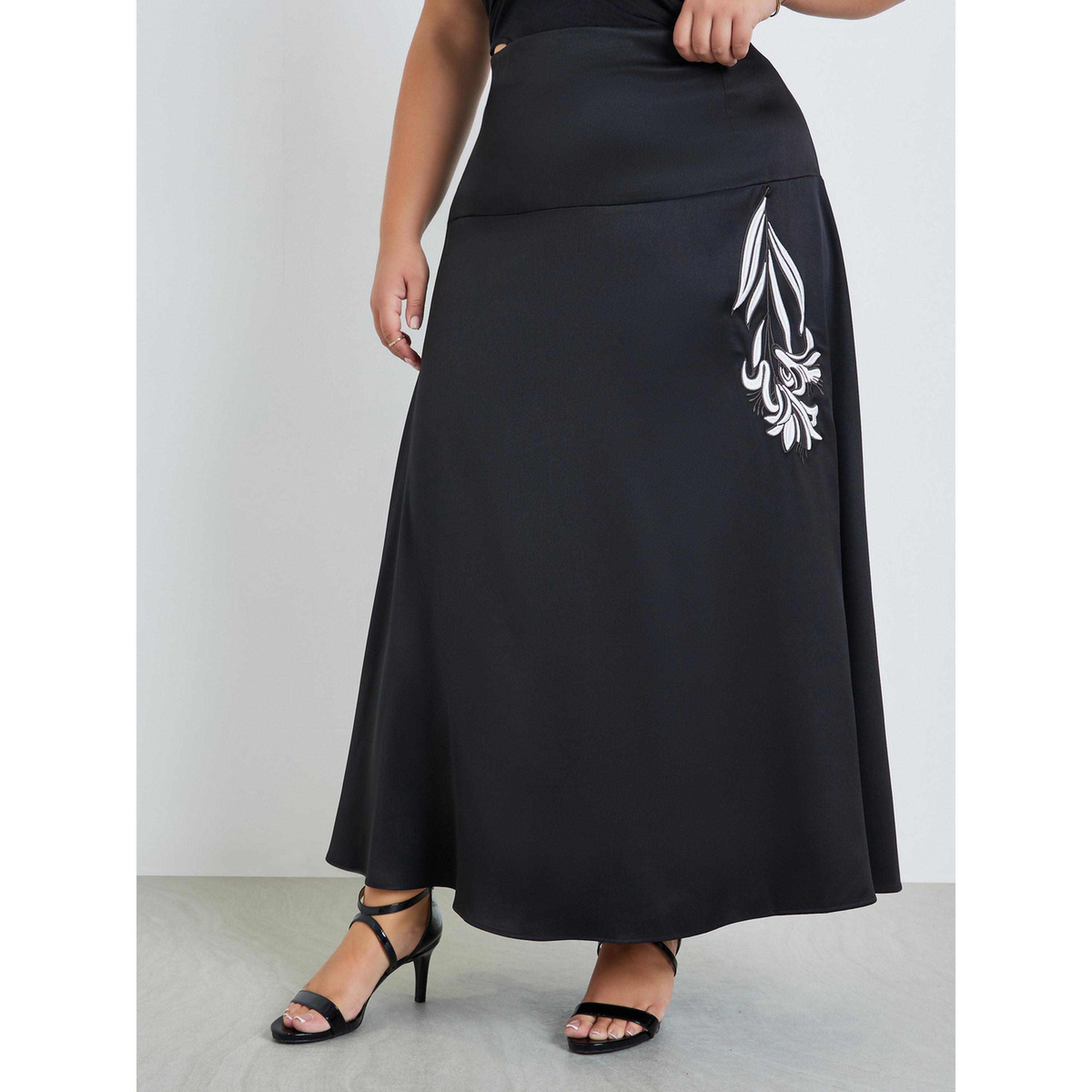 Styli Plus Size Women Black Floral Print Skirt-women-clothing-bottoms-skirts-image-1