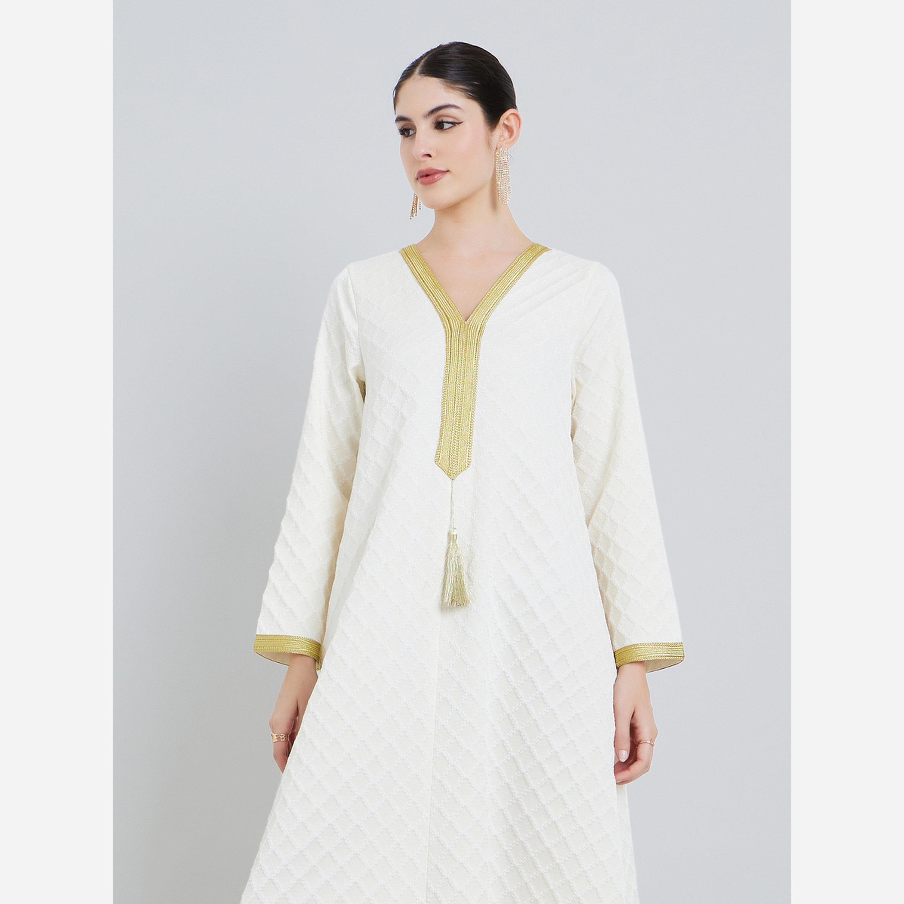 أميرة x ستايلي جلابية جاكار بتفاصيل ذهبية-women-arabicclothing-jalabiyas-image-2