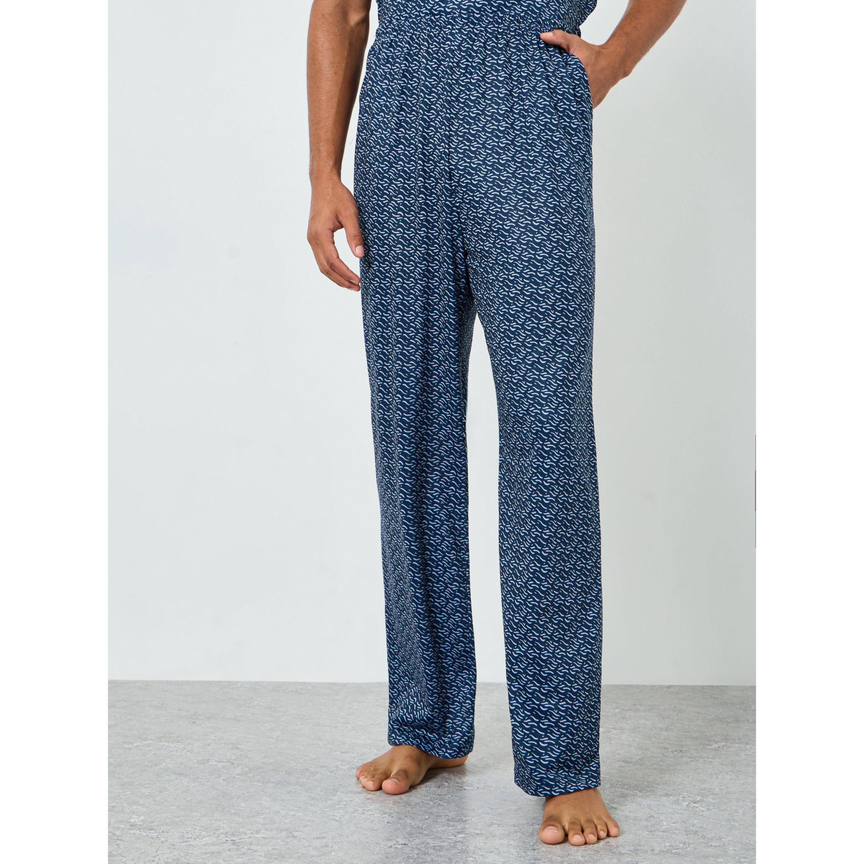 طقم بيجاما رجالي تيشيرت مطبوع بأكمام قصيرة مع بنطال-men-clothing-nightwear-sets-image-4