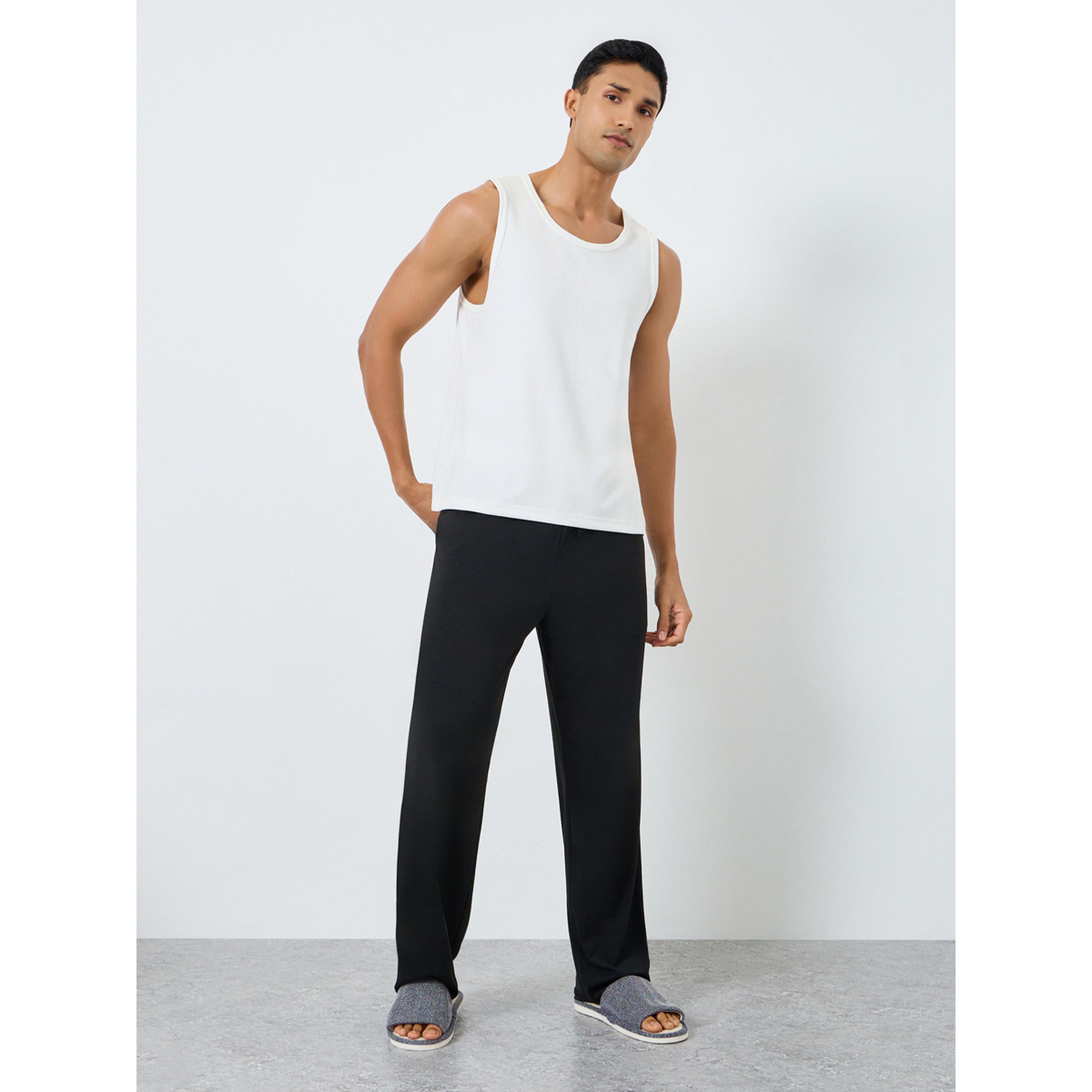 بنطال بيجاما سادة بخصر مطاطي-men-clothing-nightwear-pyjamaandshorts-image-2