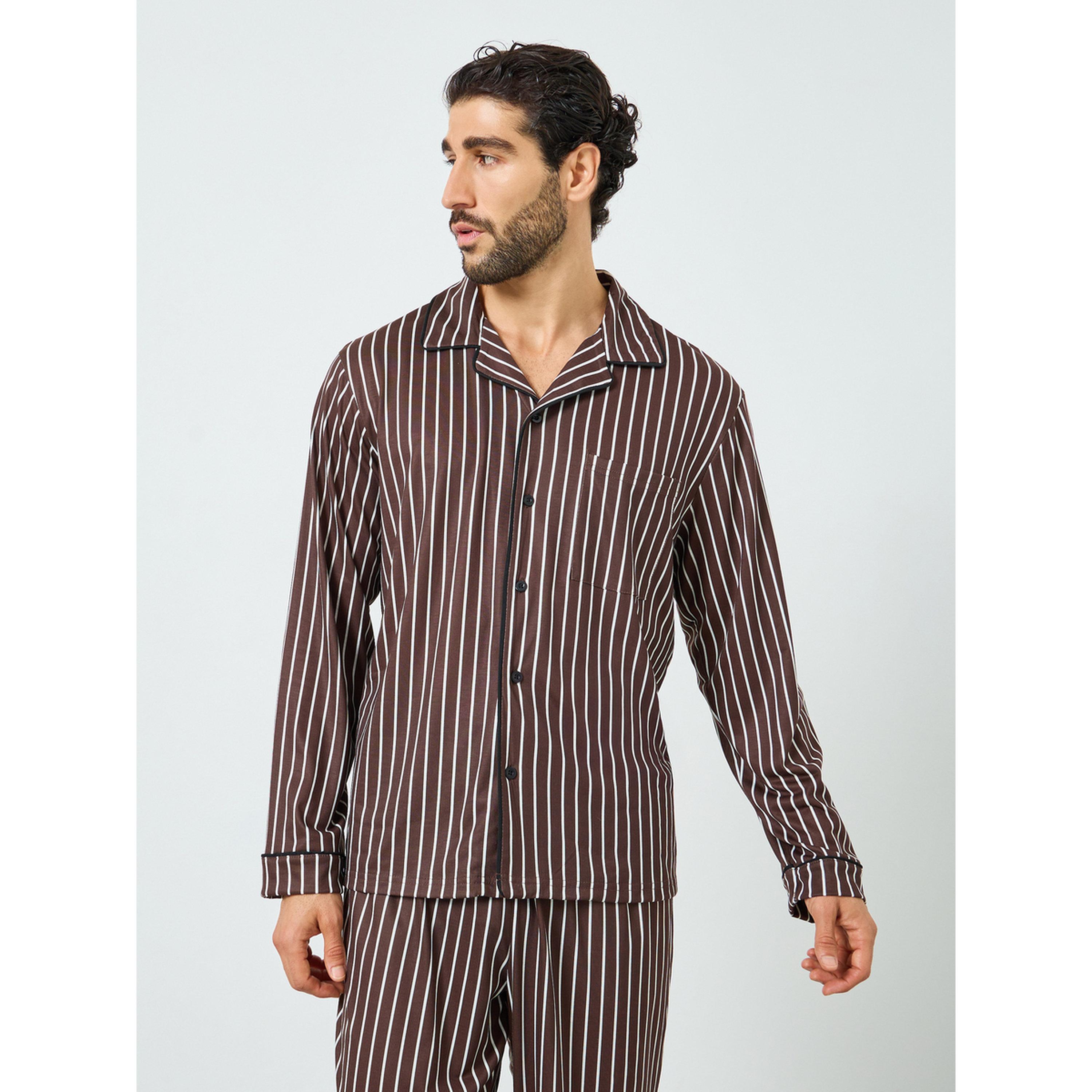 طقم بيجاما من رجالية بنمط قميص مخطط وبنطال-men-clothing-nightwear-sets-image-2