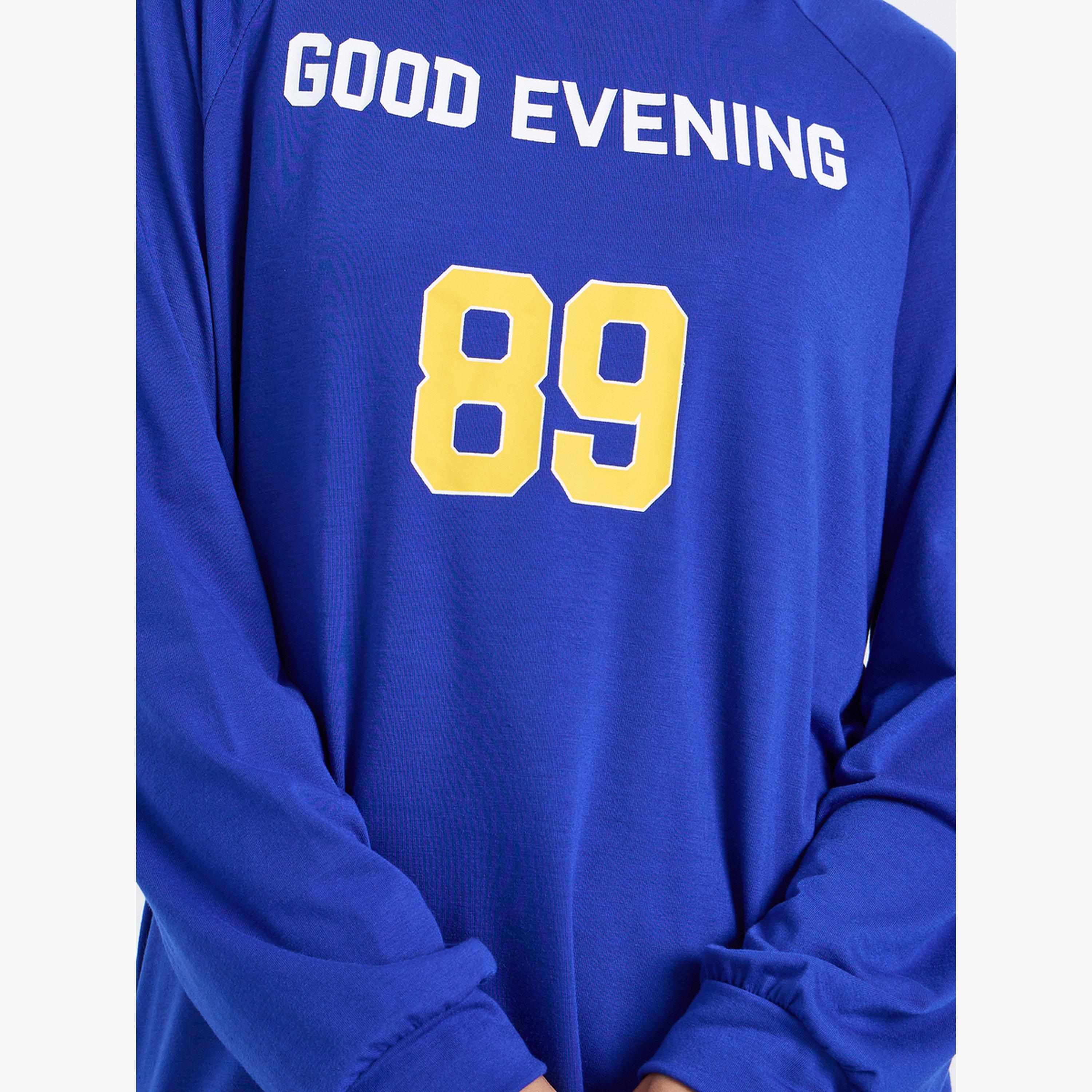 تيشيرت بأكمام ريجلان وطبعة جرافيك-women-clothing-tshirts-image-4