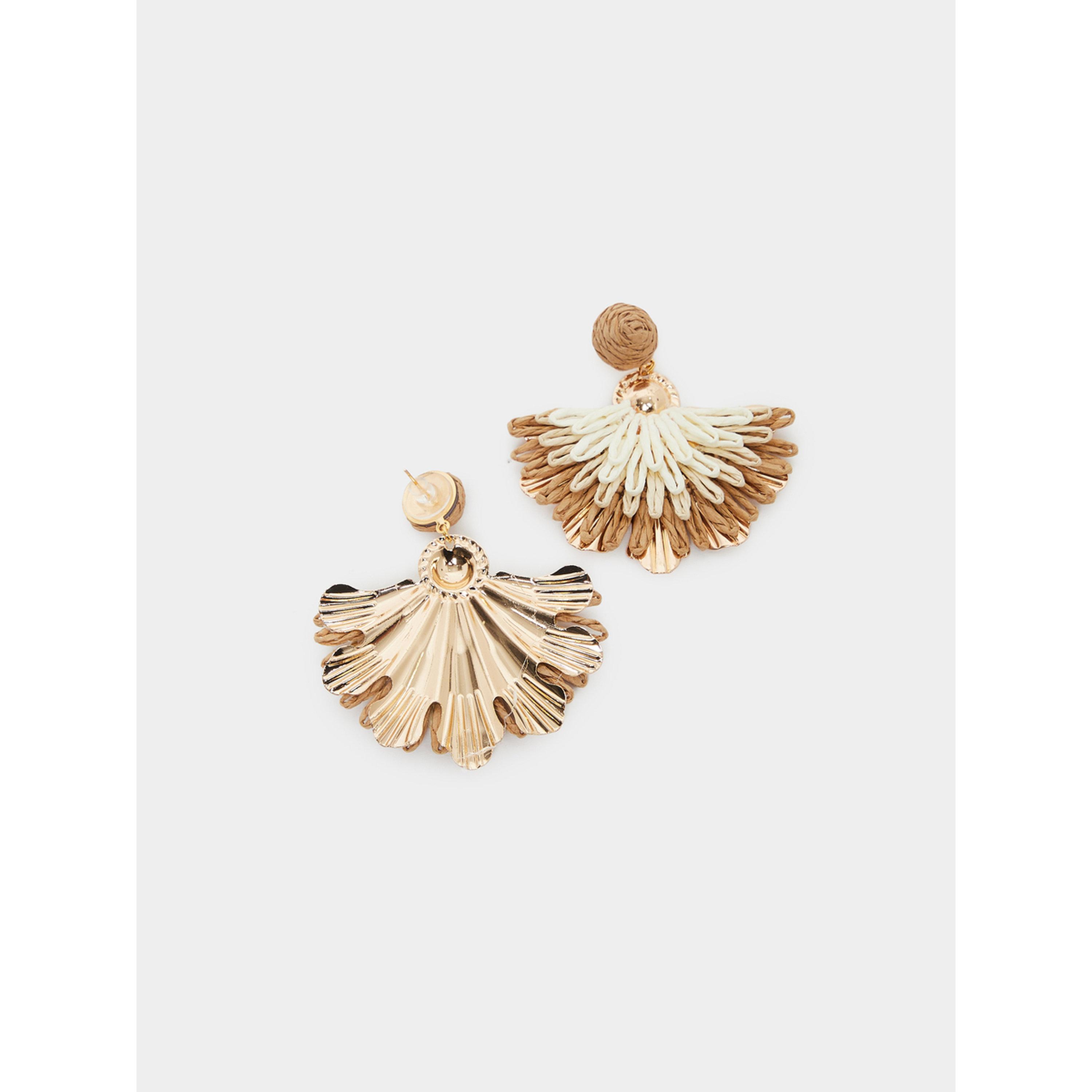 أقراط صغيرة بتصميم مروحة من الرافيا-women-watchesandjewellery-jewellery-earrings-image-2
