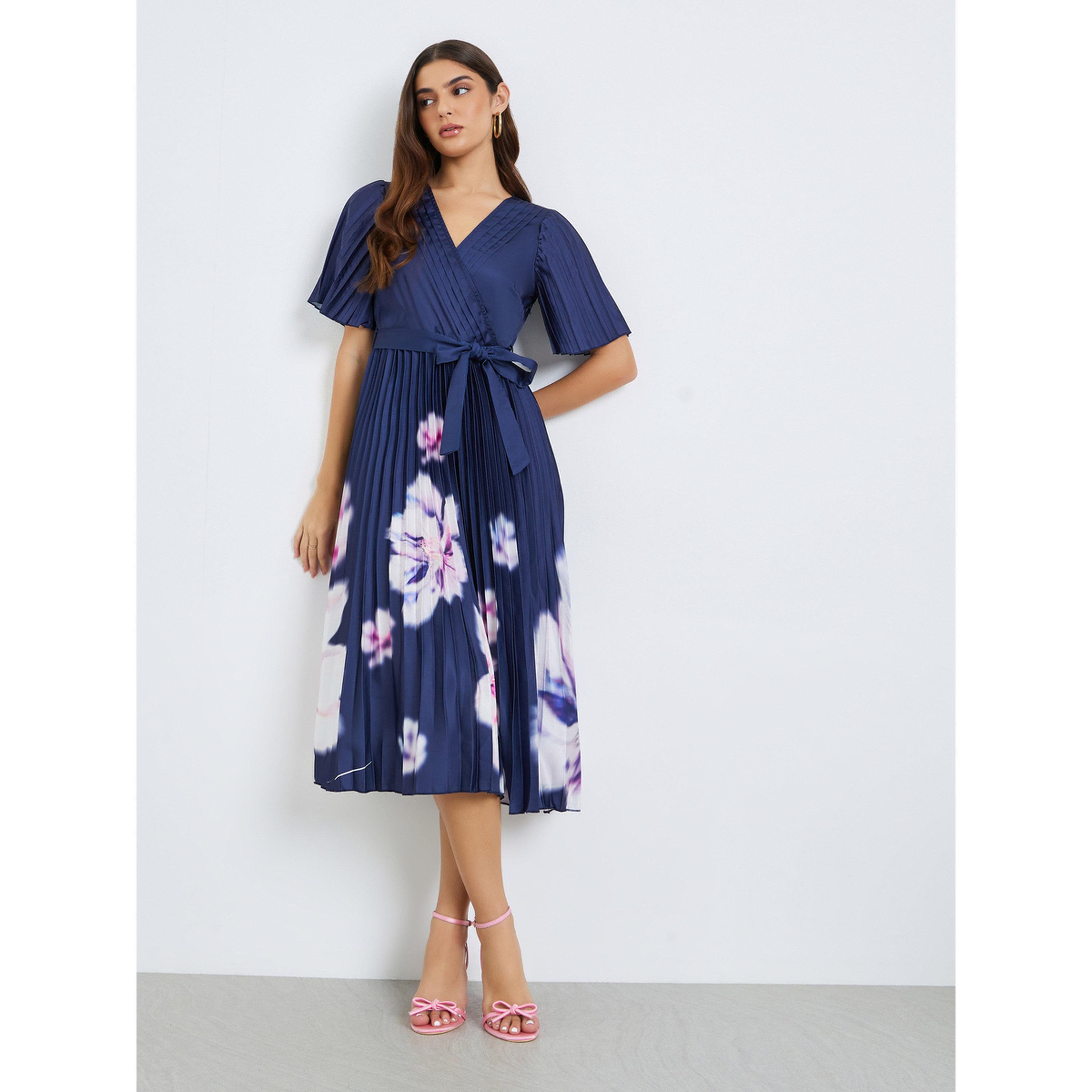 Styli Women Navy Blue Floral Pleated Wrap Midi Dress-women-clothing-dresses-image-1