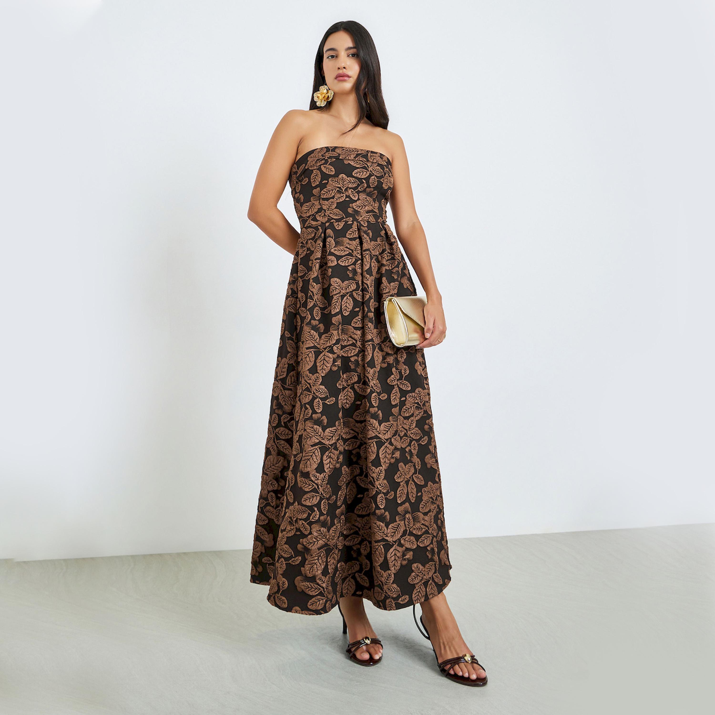فستان ماكسي جاكارد بحافة واسعة بدون أكمام-women-clothing-dresses-image-1