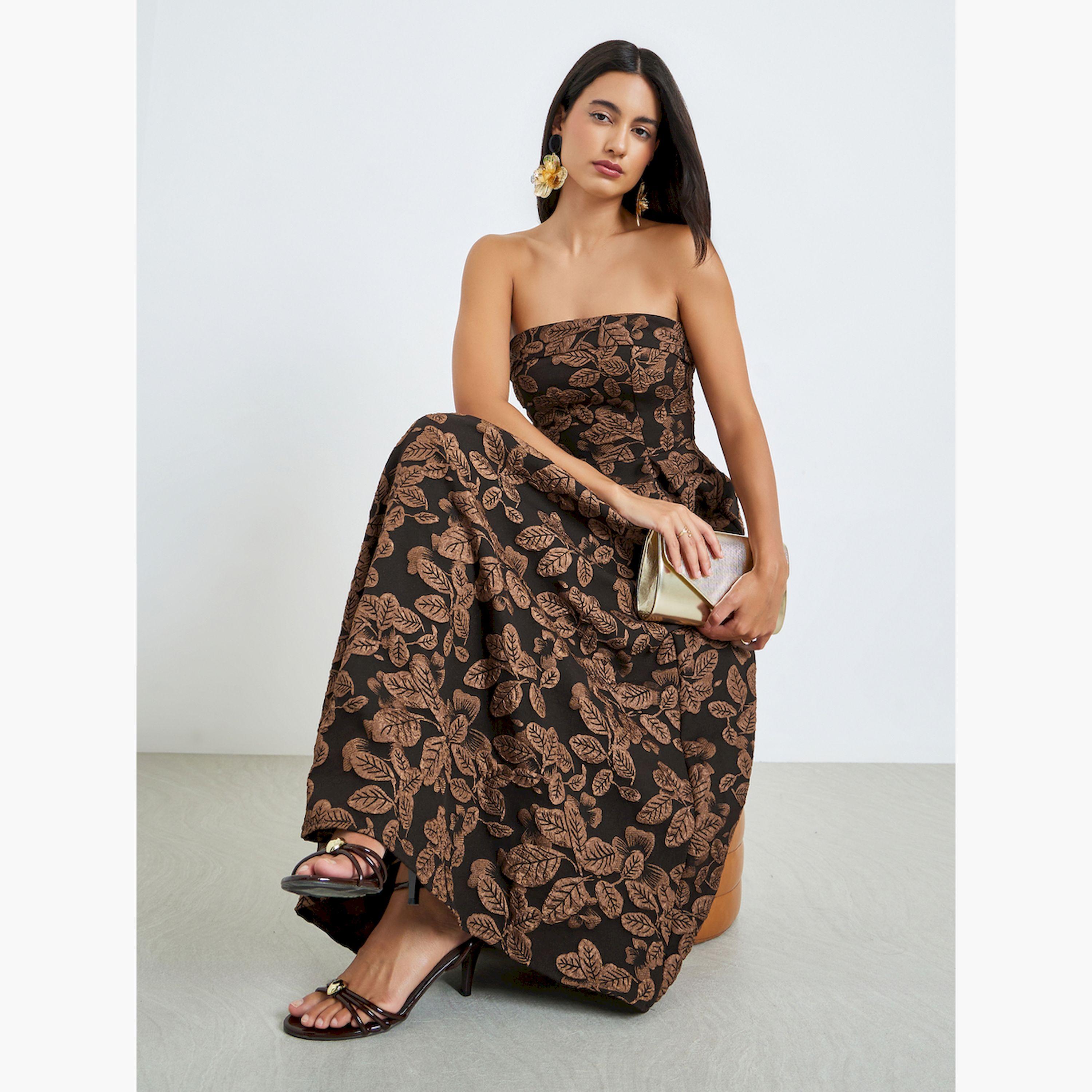 فستان ماكسي جاكارد بحافة واسعة بدون أكمام-women-clothing-dresses-image-2
