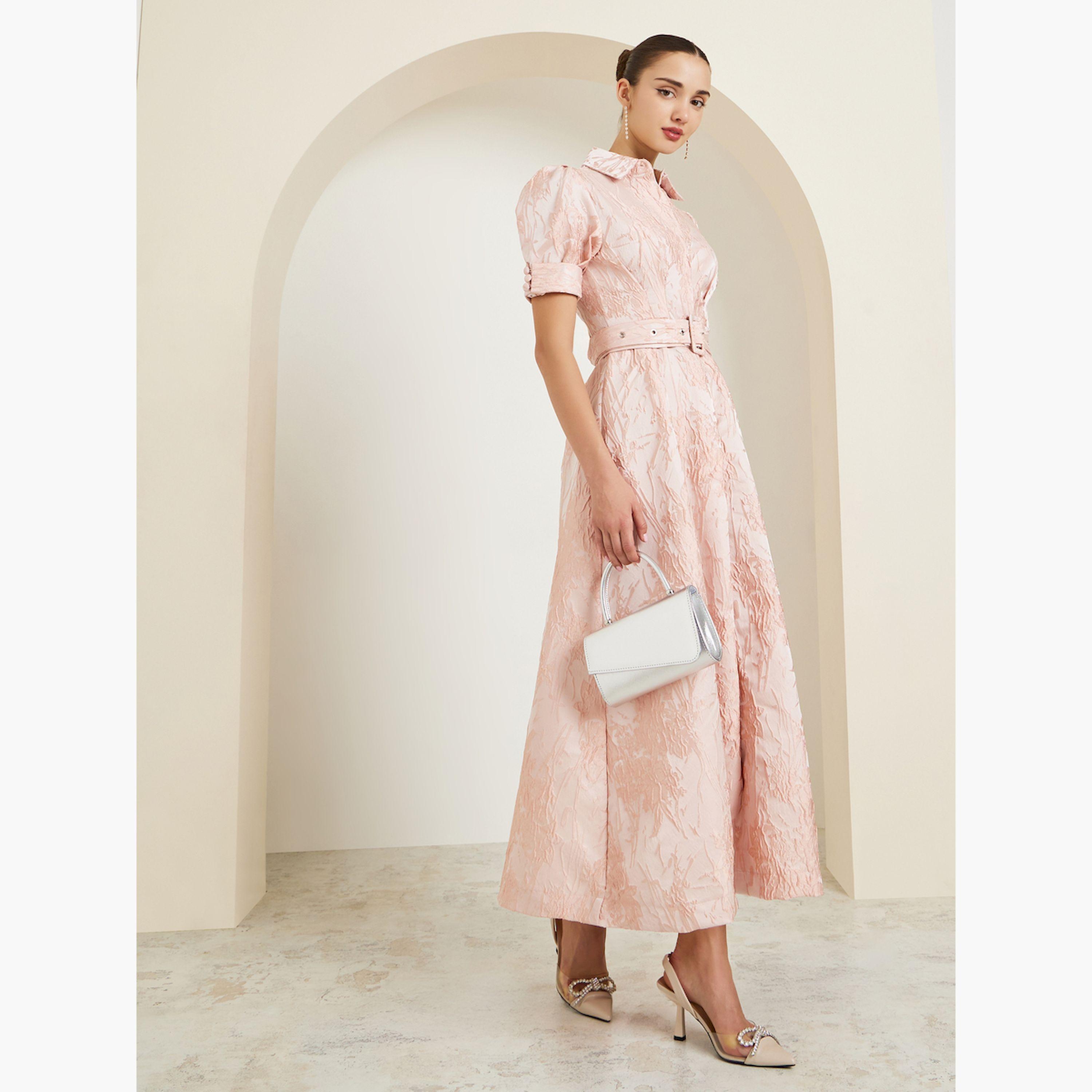 فستان طويل بنمط قميص وتفاصيل جاكار مع أكمام منفوخة-women-clothing-dresses-image-3