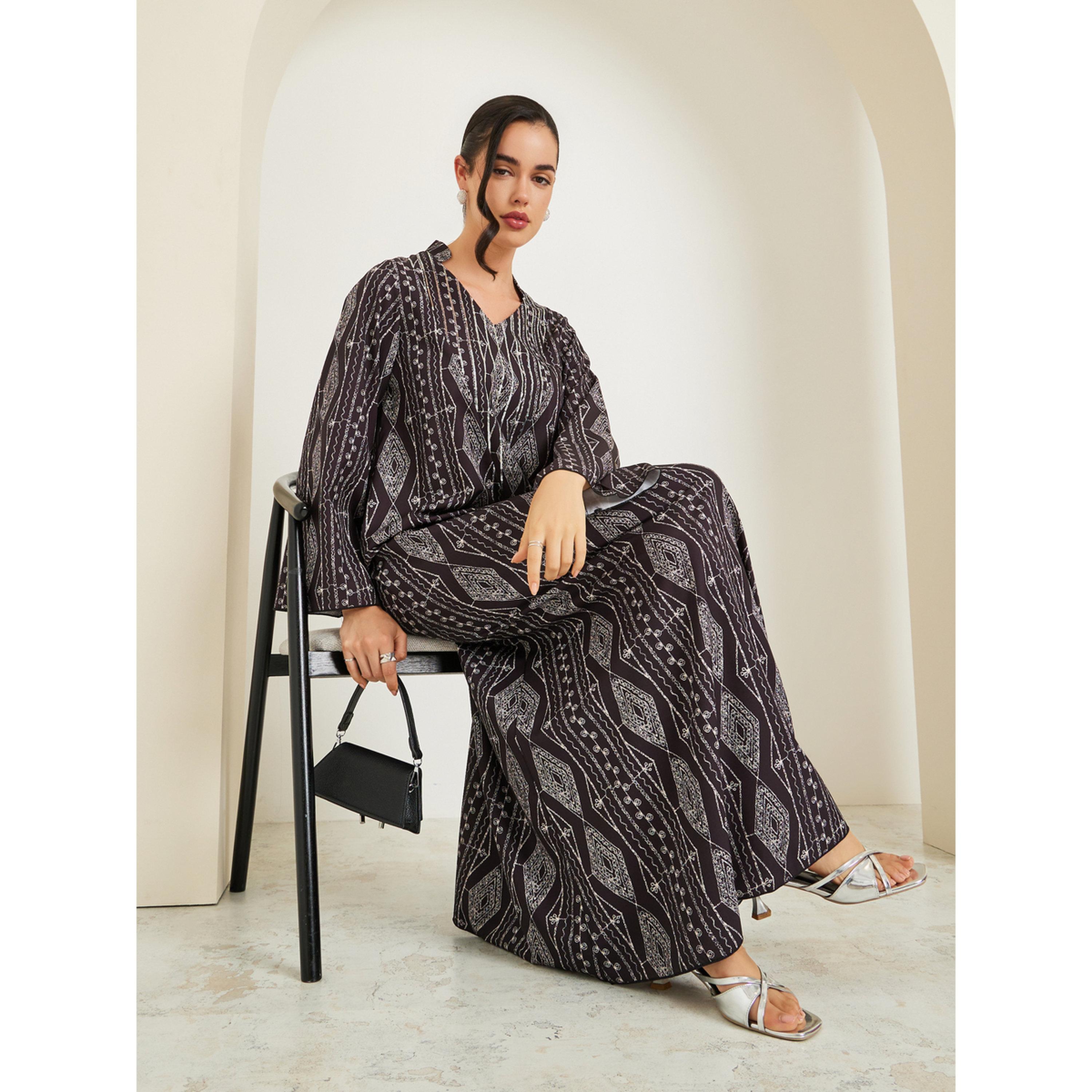 جلابية بطبعة كاملة بقصة واسعة-women-arabicclothing-jalabiyas-image-2