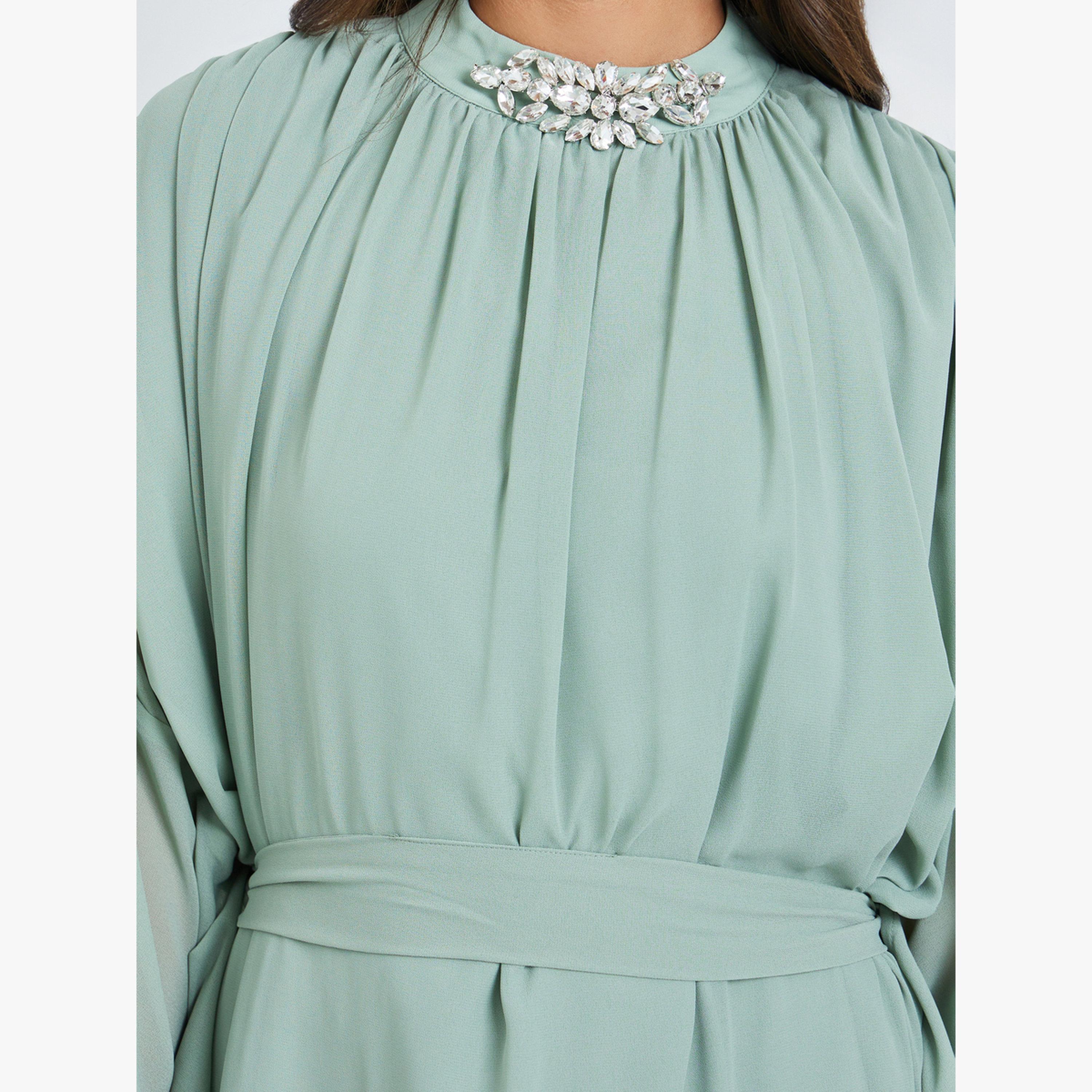 قفطان طويل مزين بأكمام كيب-women-clothing-dresses-image-5