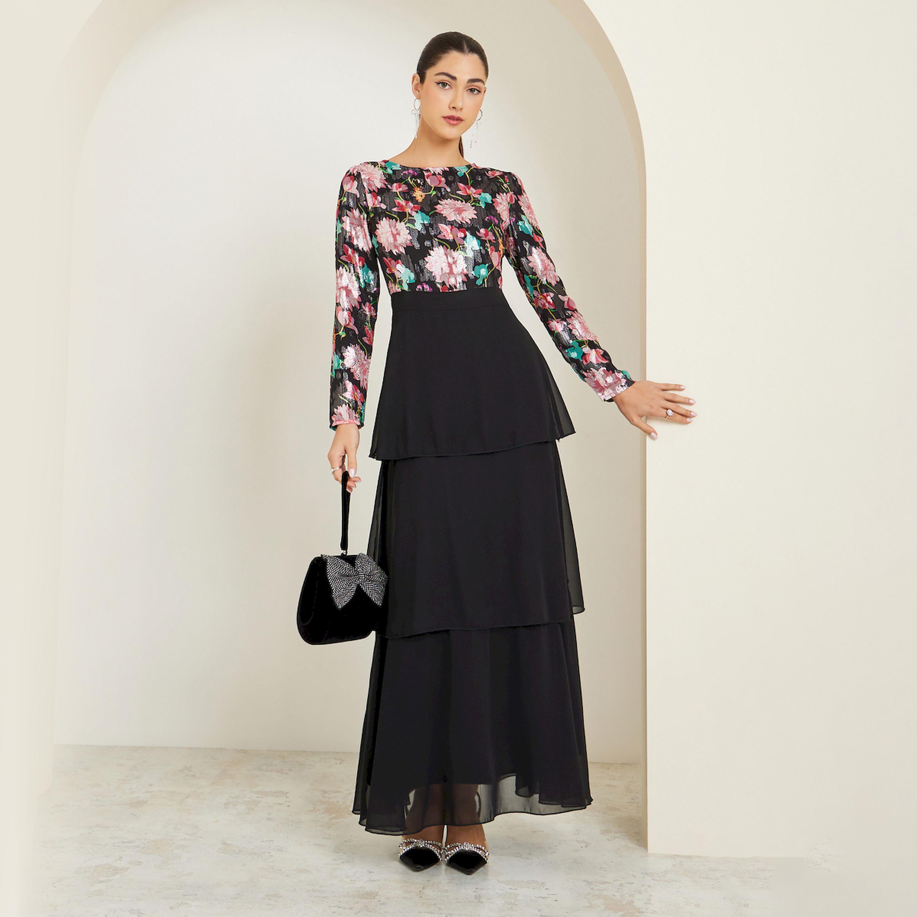فستان طويل بطبقات وأكمام طويلة وطبعة زهور-women-clothing-dresses-image-1
