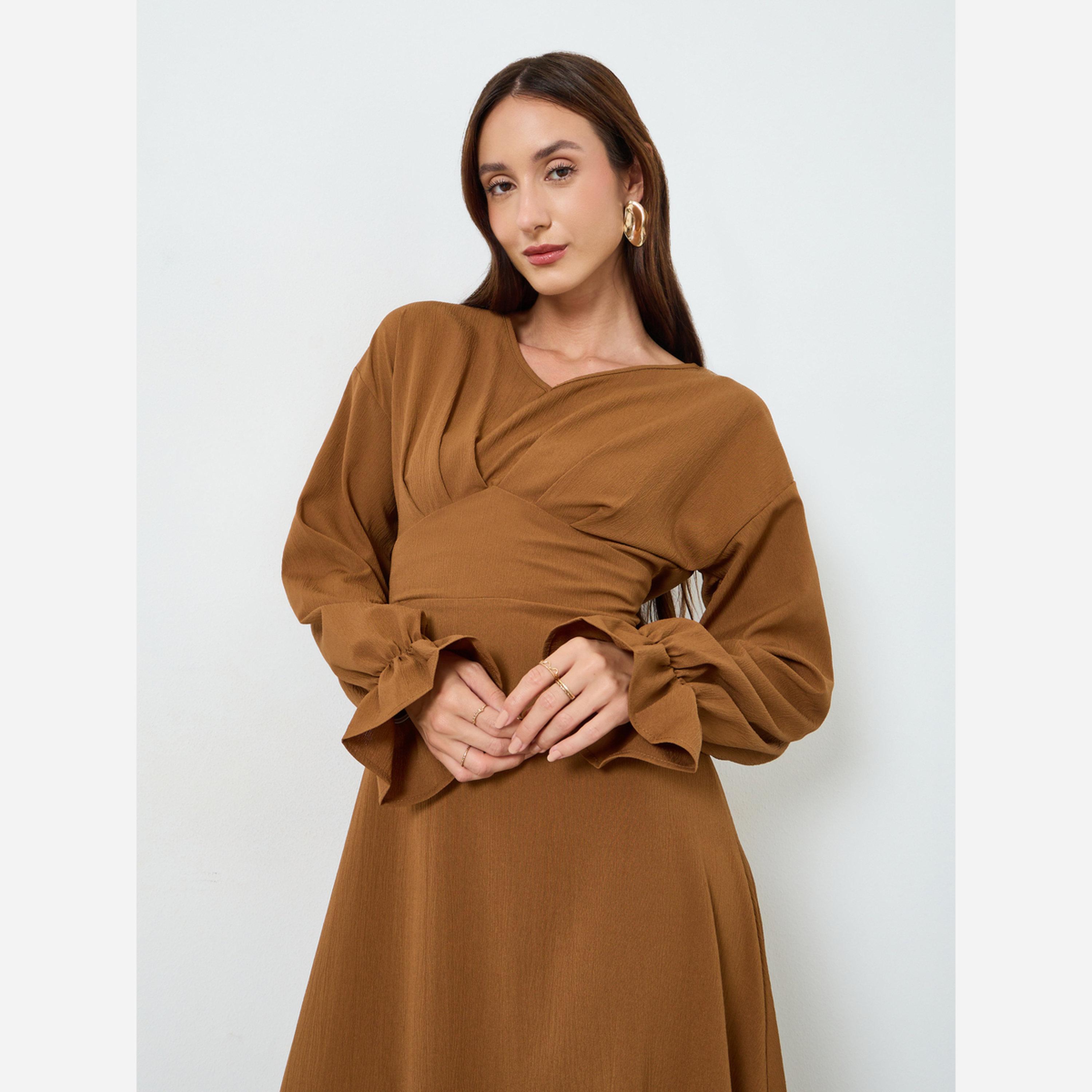 تيك تو - فستان متوسط الطول نسائي سادة ياقة شكل سبعة وخصر ضيق-women-clothing-dresses-image-2
