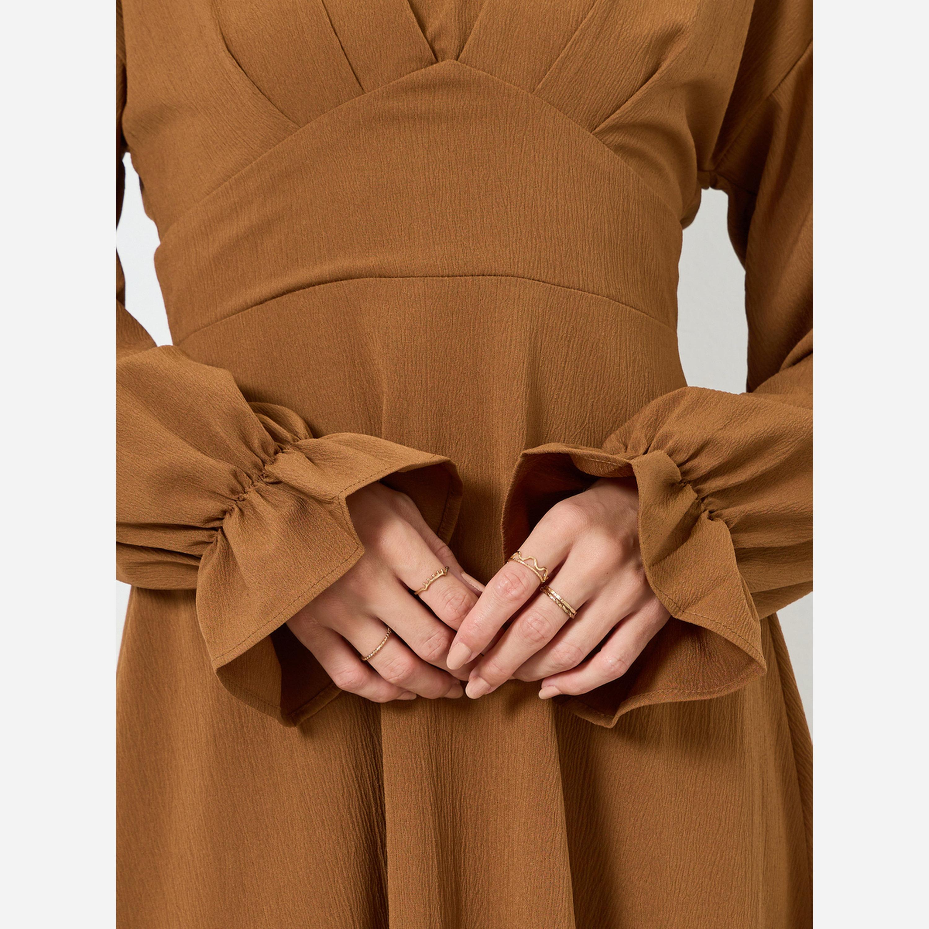 تيك تو - فستان متوسط الطول نسائي سادة ياقة شكل سبعة وخصر ضيق-women-clothing-dresses-image-4