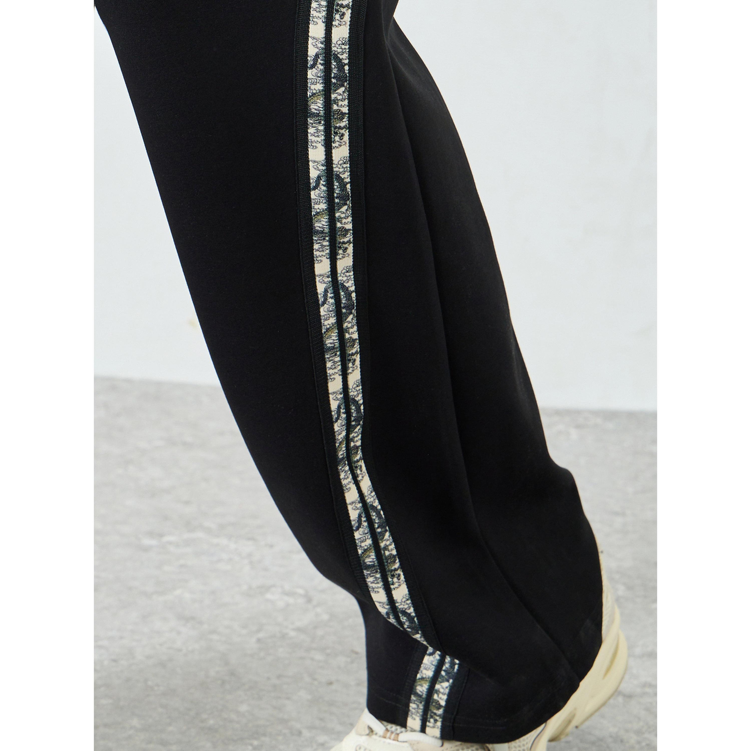 جوغر واسع مزين بأشرطة جانبية مع رباط خصر-men-clothing-bottoms-joggers-image-5