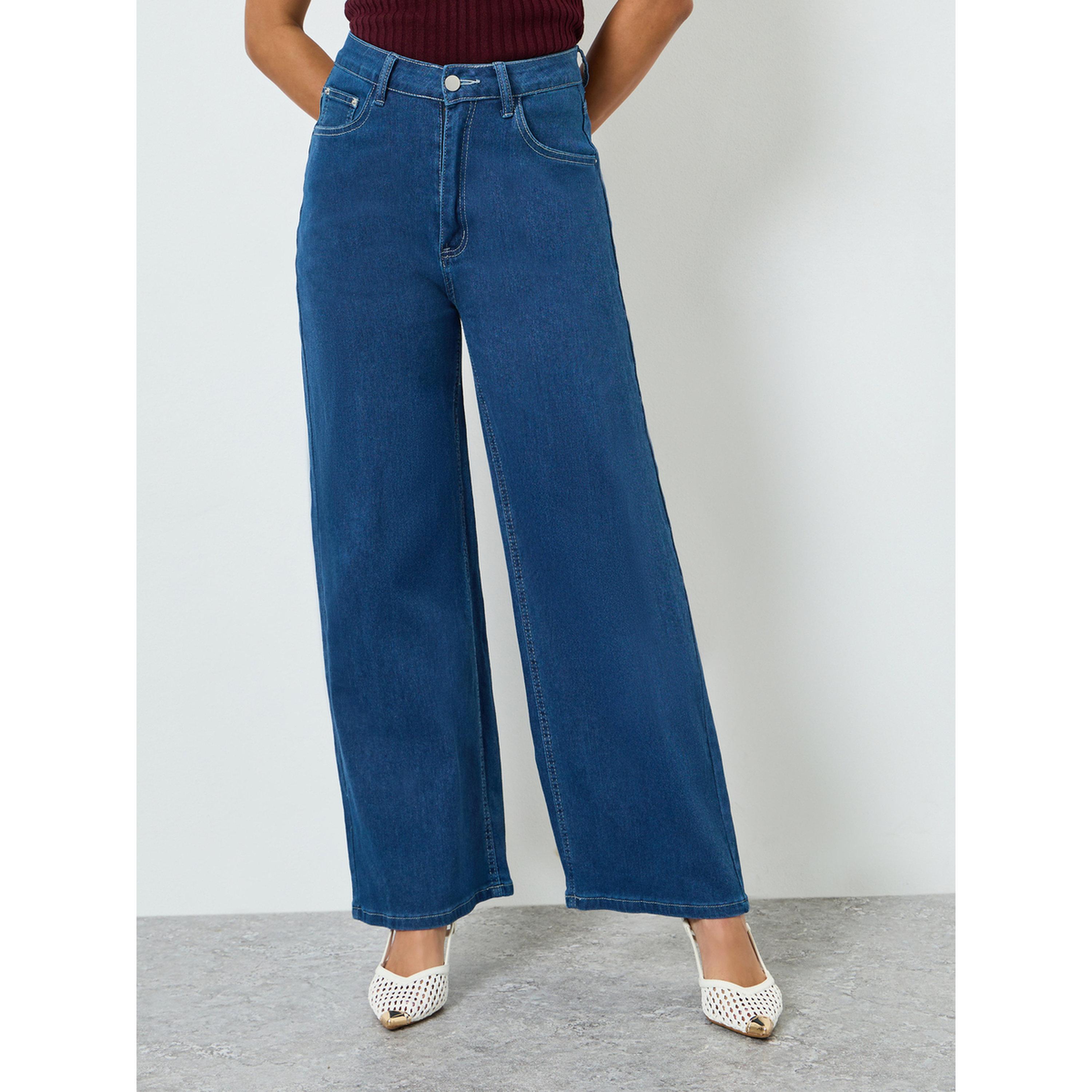 جينز بقصة أرجل مستقيمة وتفاصيل مشطوفة-women-clothing-bottoms-jeans-image-1
